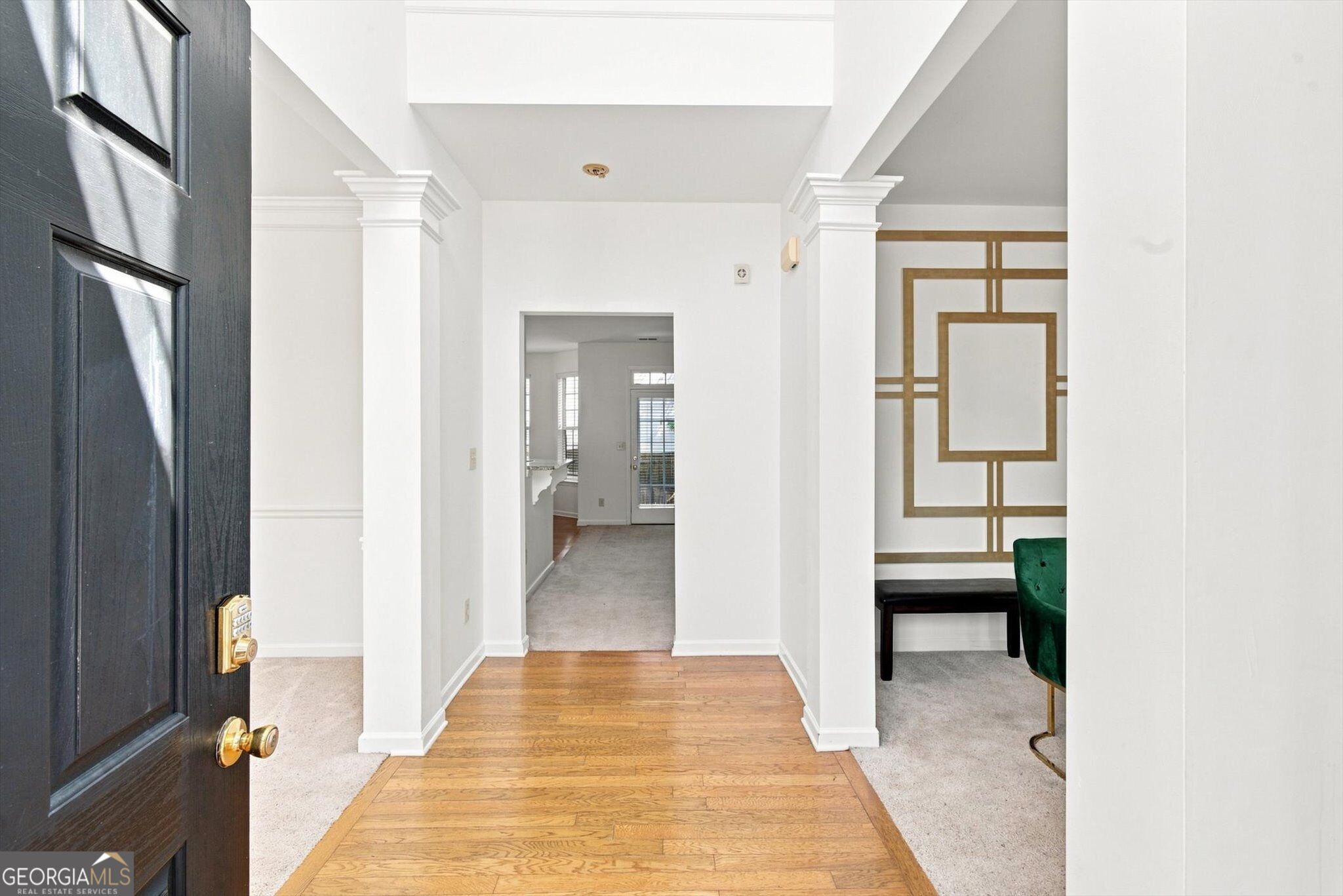 4855 Chimney Hill Court Property Photo 3