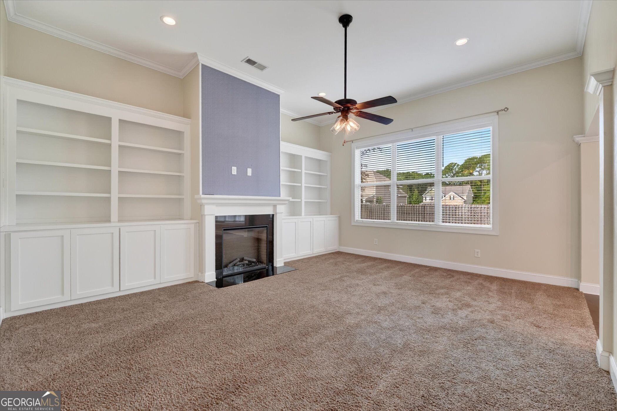 103 Cypress Loop Property Photo 10