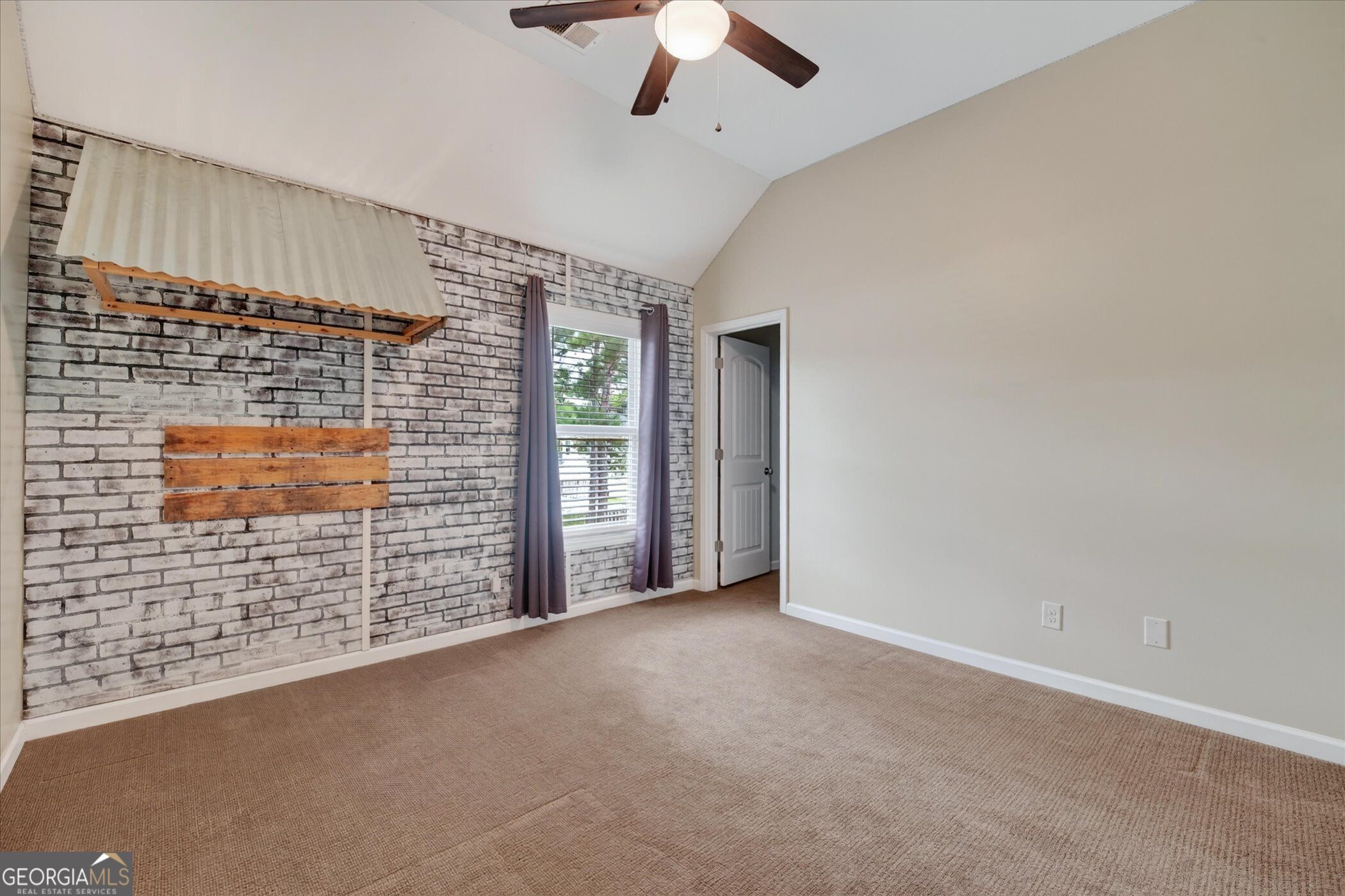 103 Cypress Loop Property Photo 31