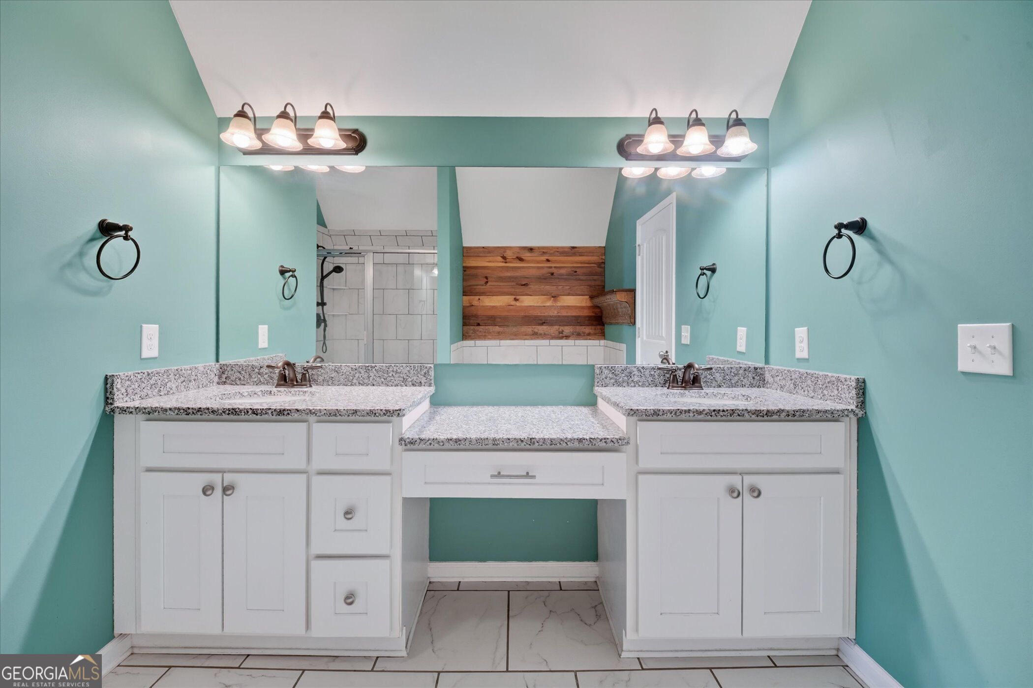103 Cypress Loop Property Photo 34