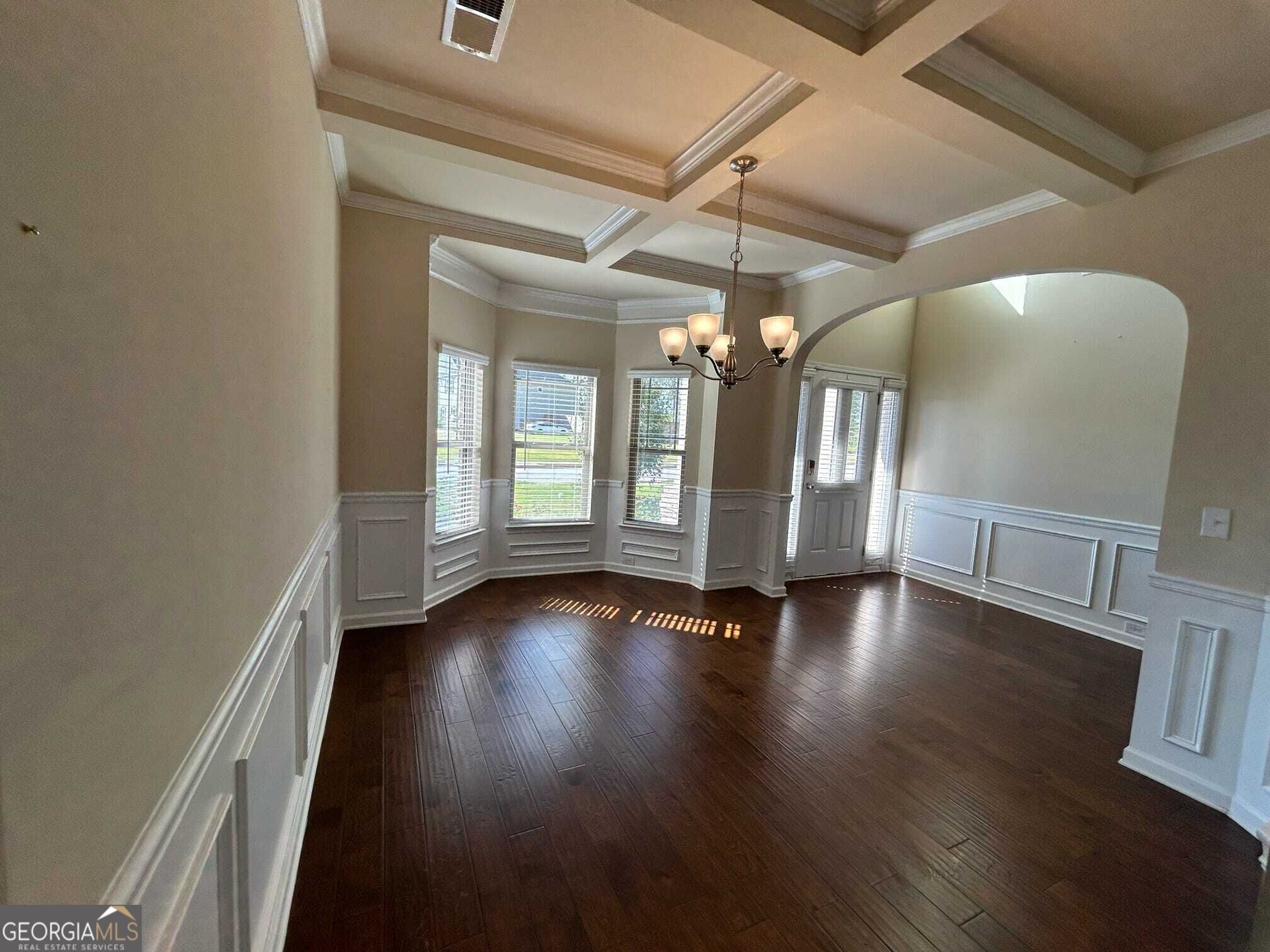 60 Charleston Drive Property Photo 13