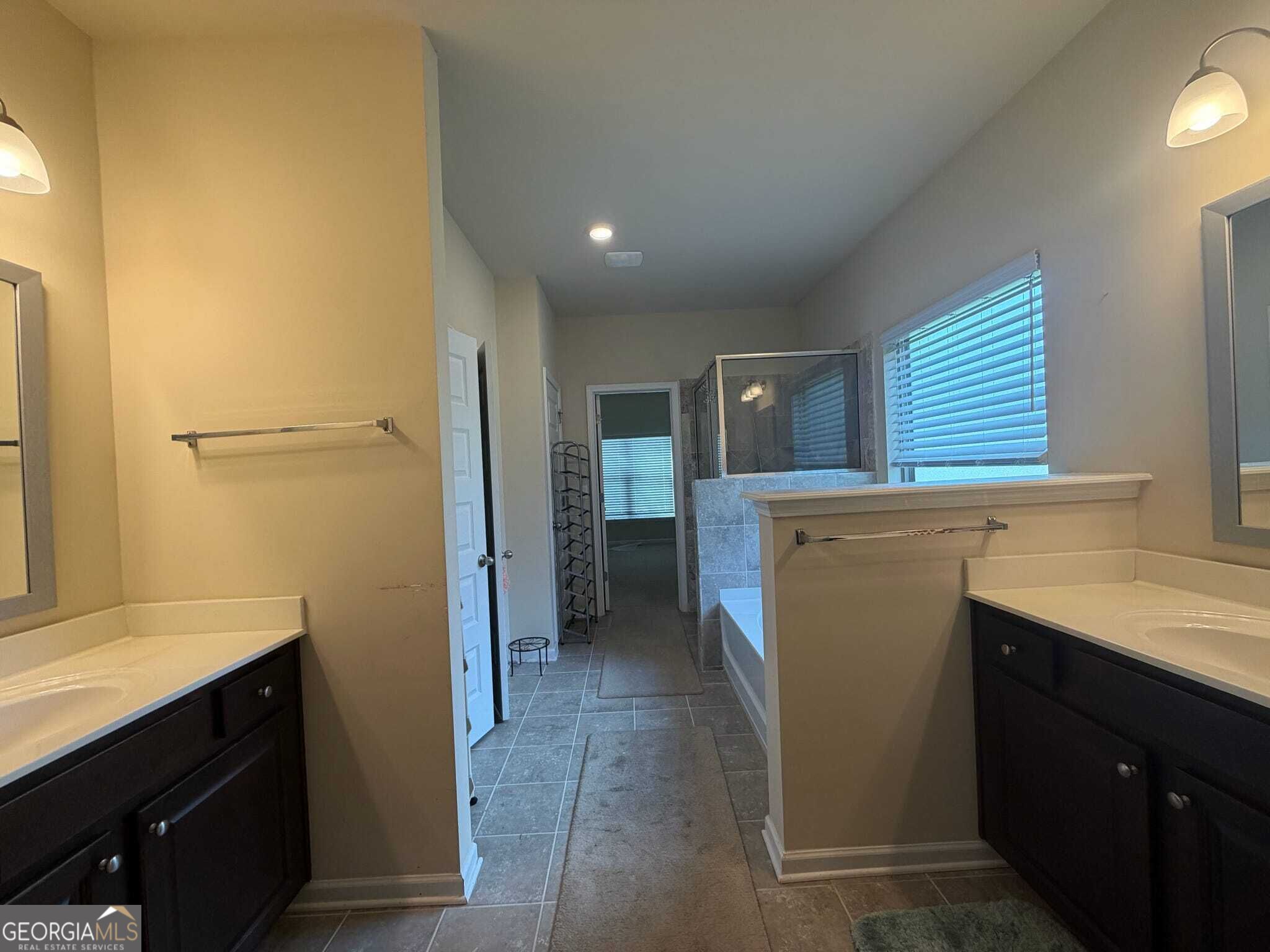60 Charleston Drive Property Photo 33
