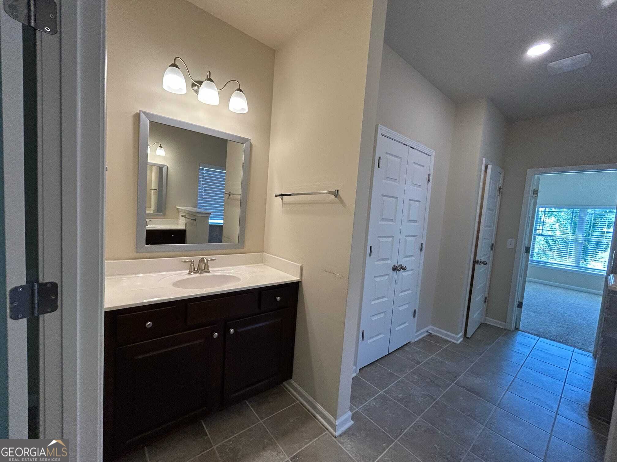 60 Charleston Drive Property Photo 34
