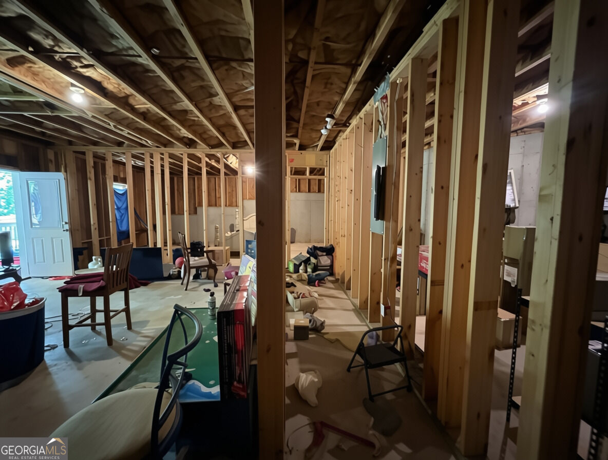 60 Charleston Drive Property Photo 58
