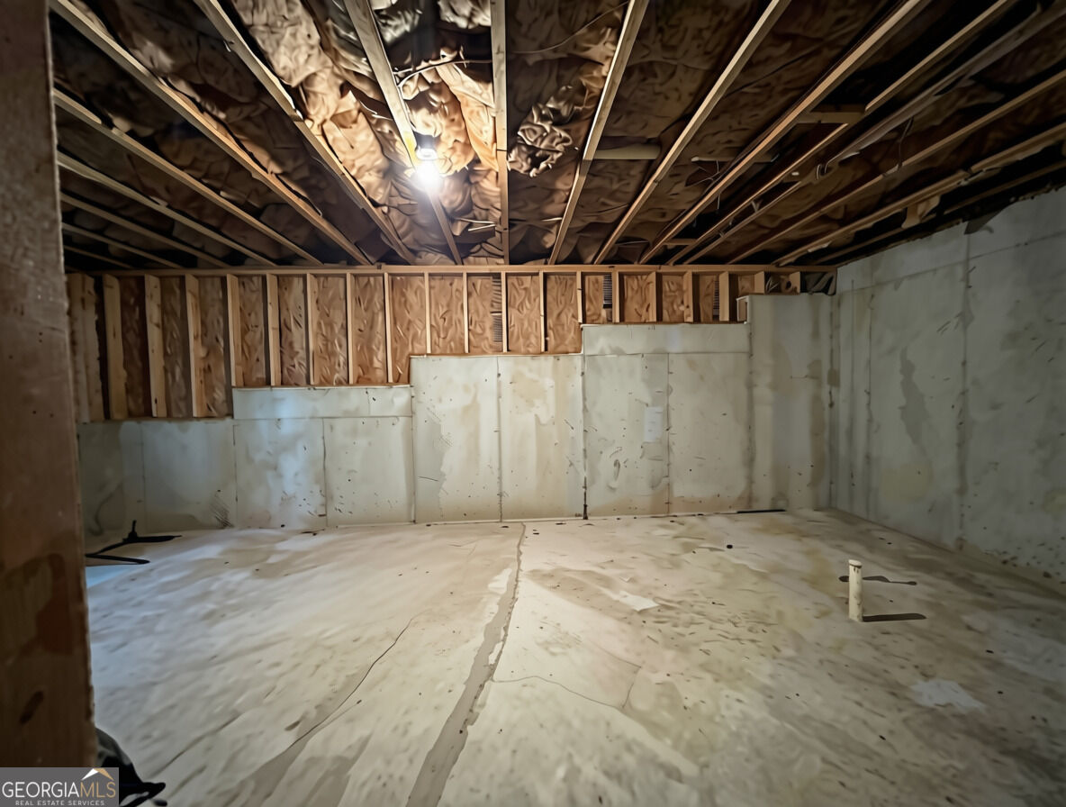 60 Charleston Drive Property Photo 59
