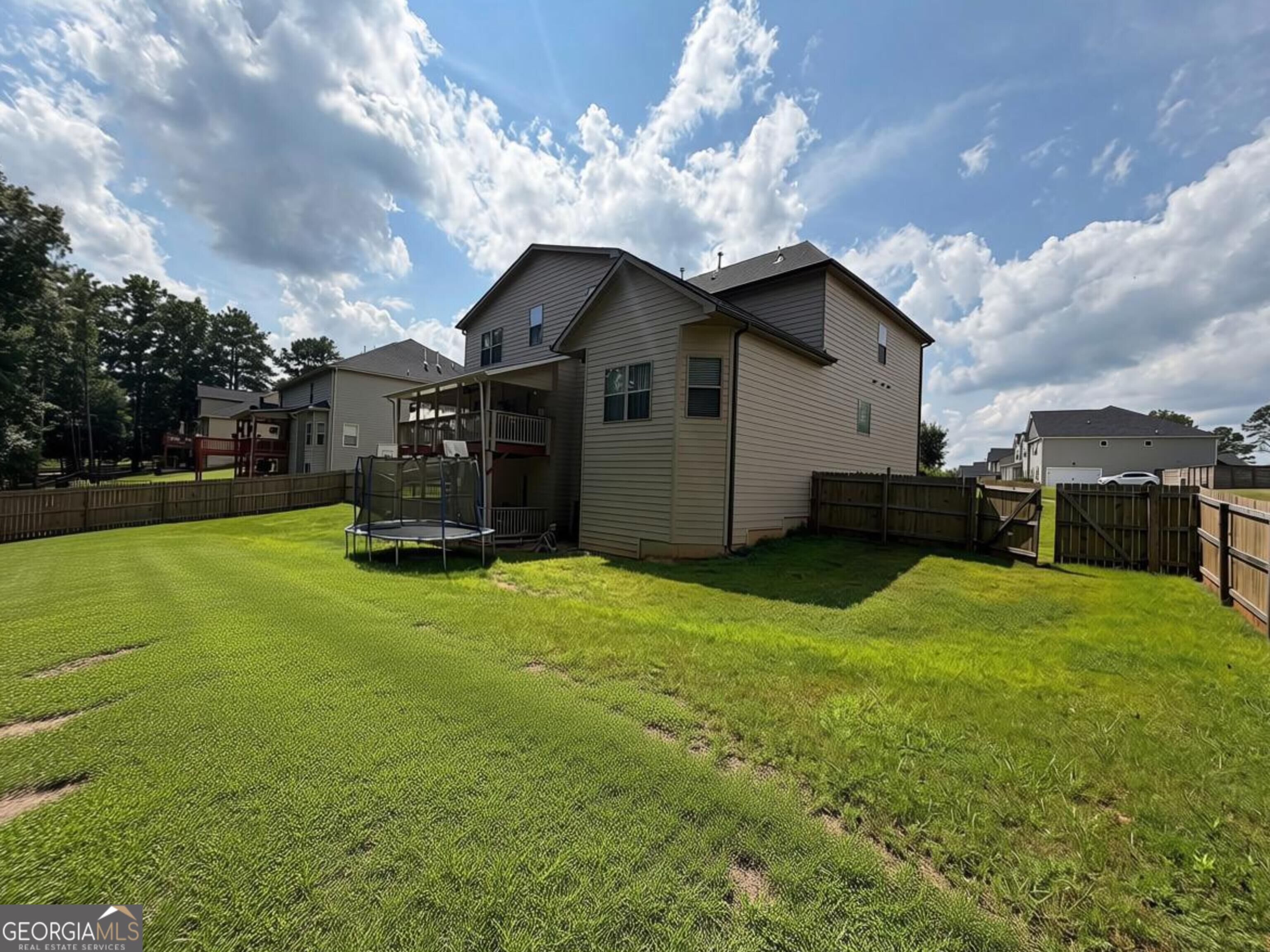 60 Charleston Drive Property Photo 64