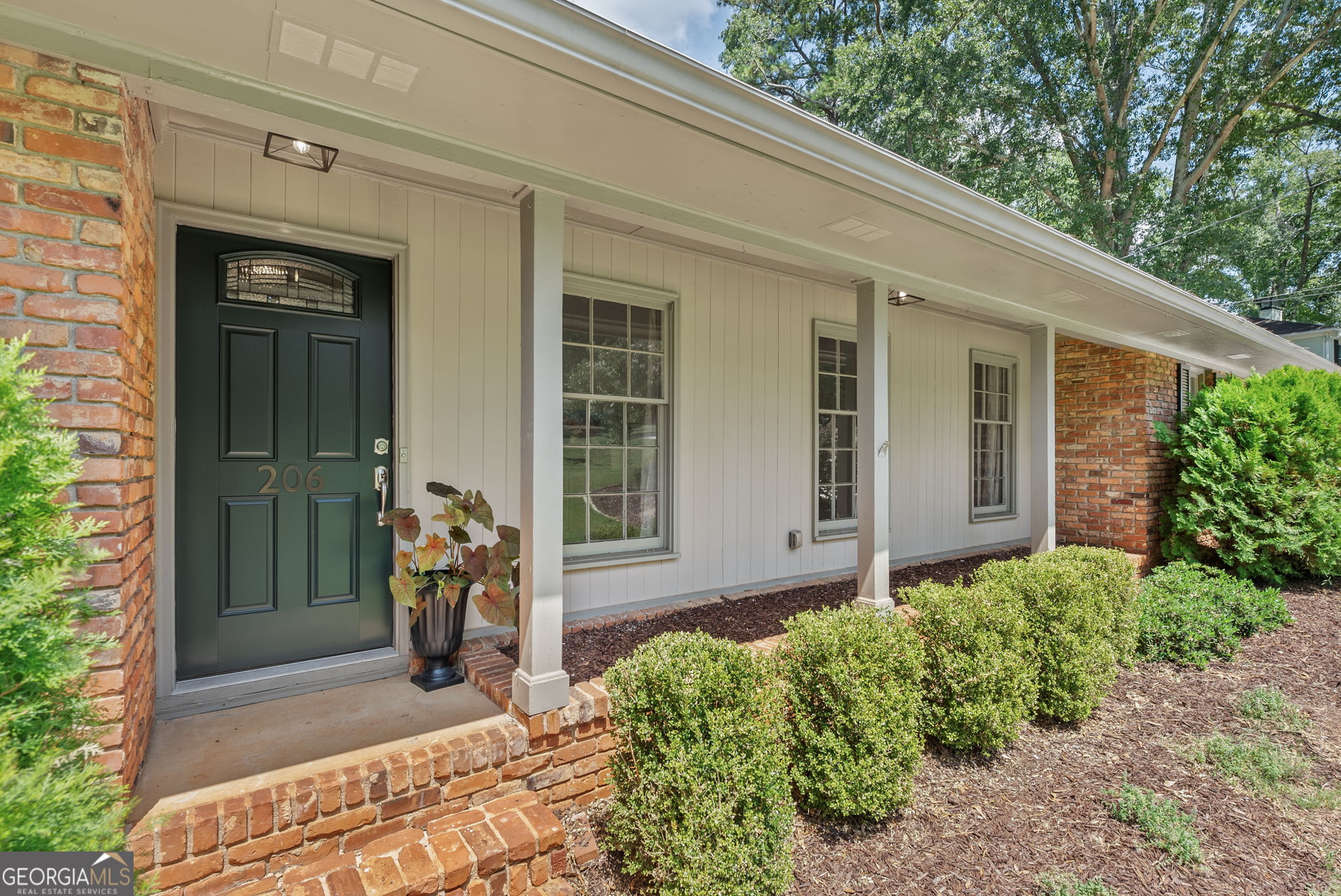 206 Fortson Drive Property Photo 3