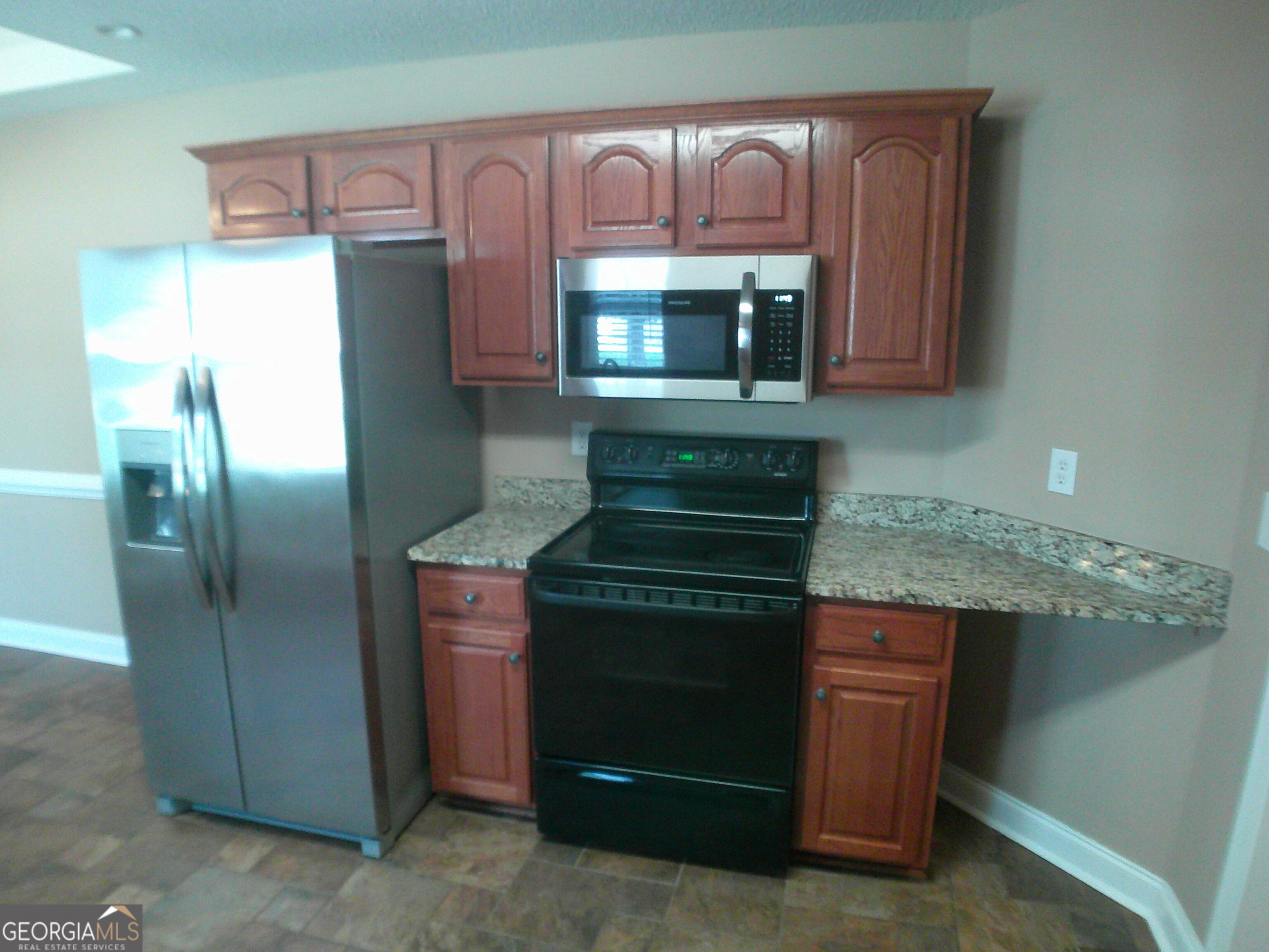 709 Sark Drive Property Photo 9