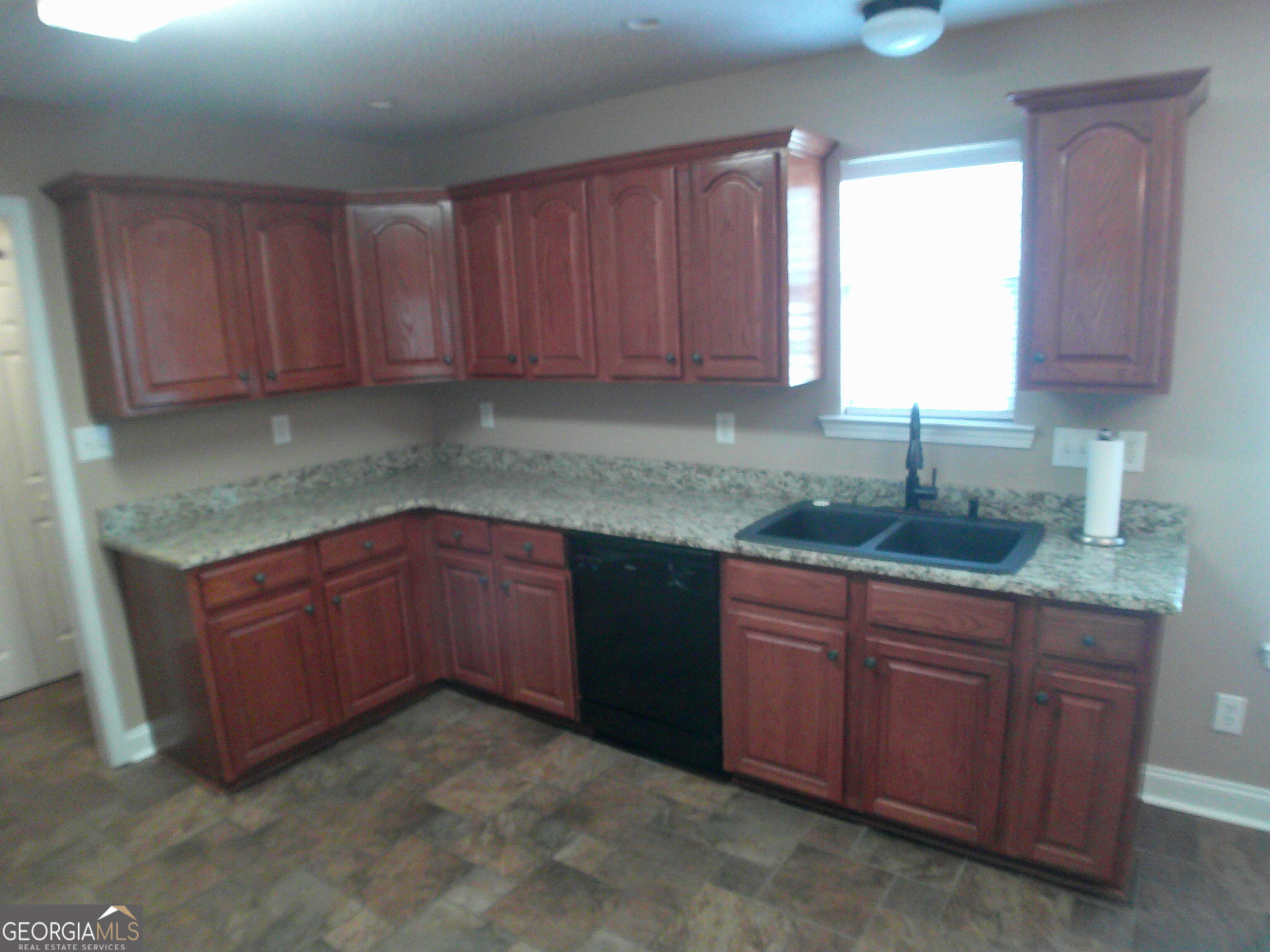 709 Sark Drive Property Photo 11