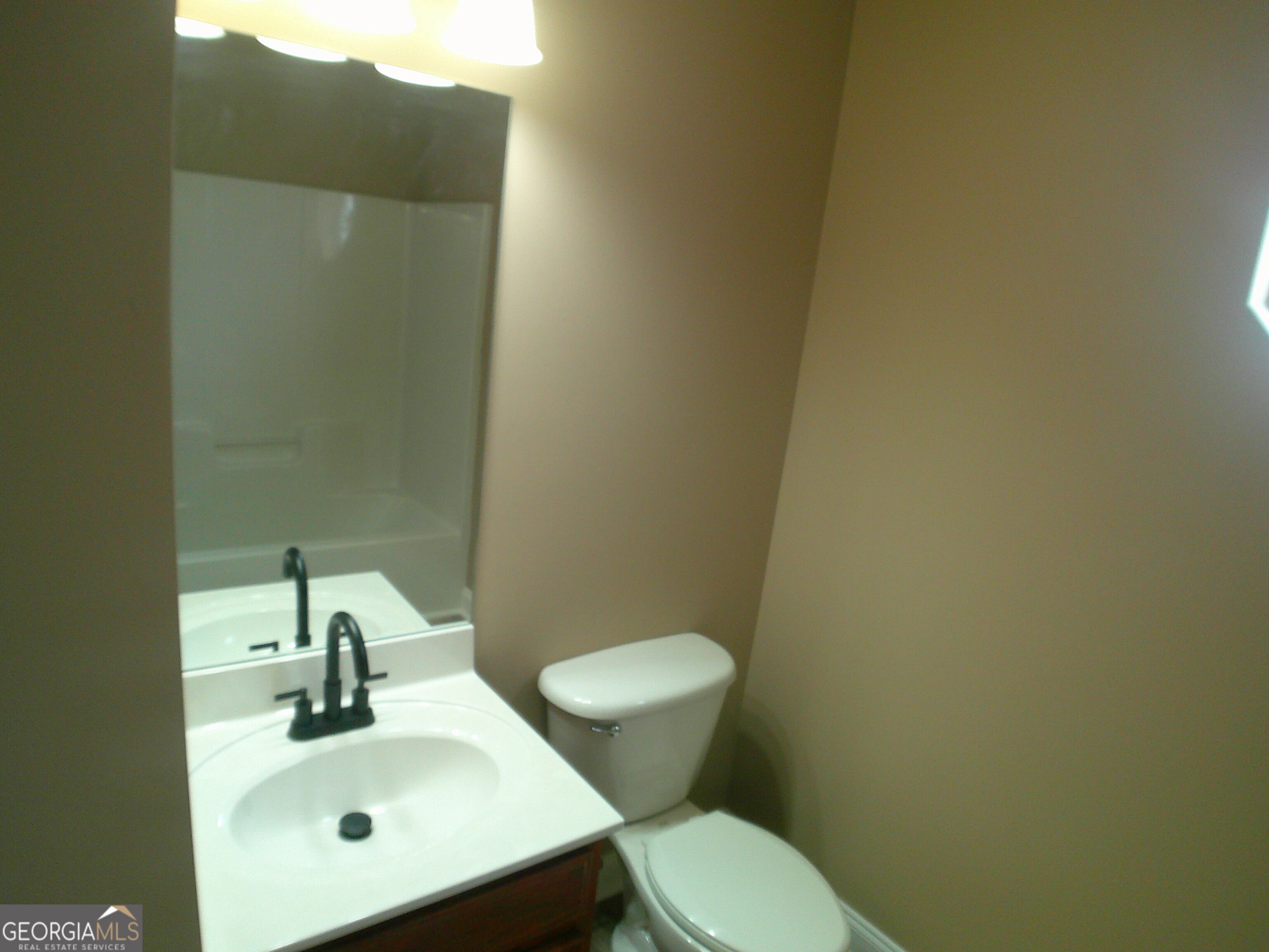 709 Sark Drive Property Photo 16