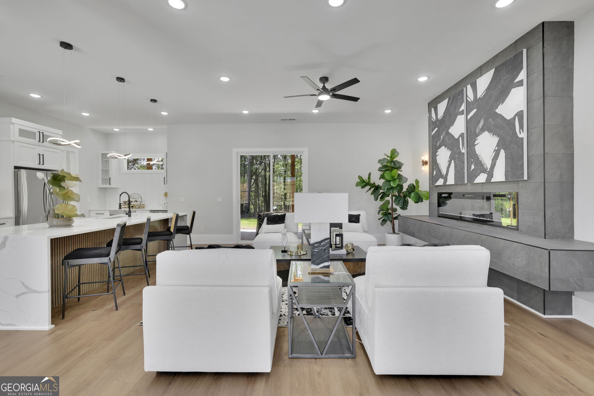 1863 Ben King Road Nw Property Photo 4