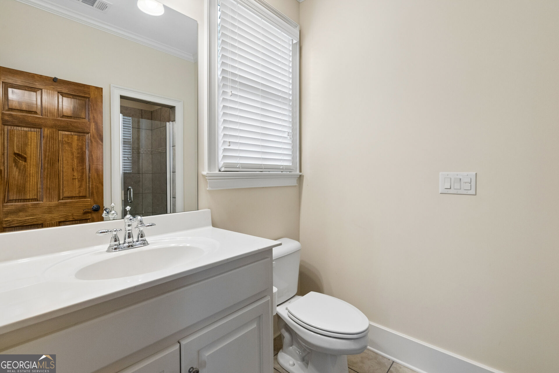 807 Clubside Court Property Photo 35