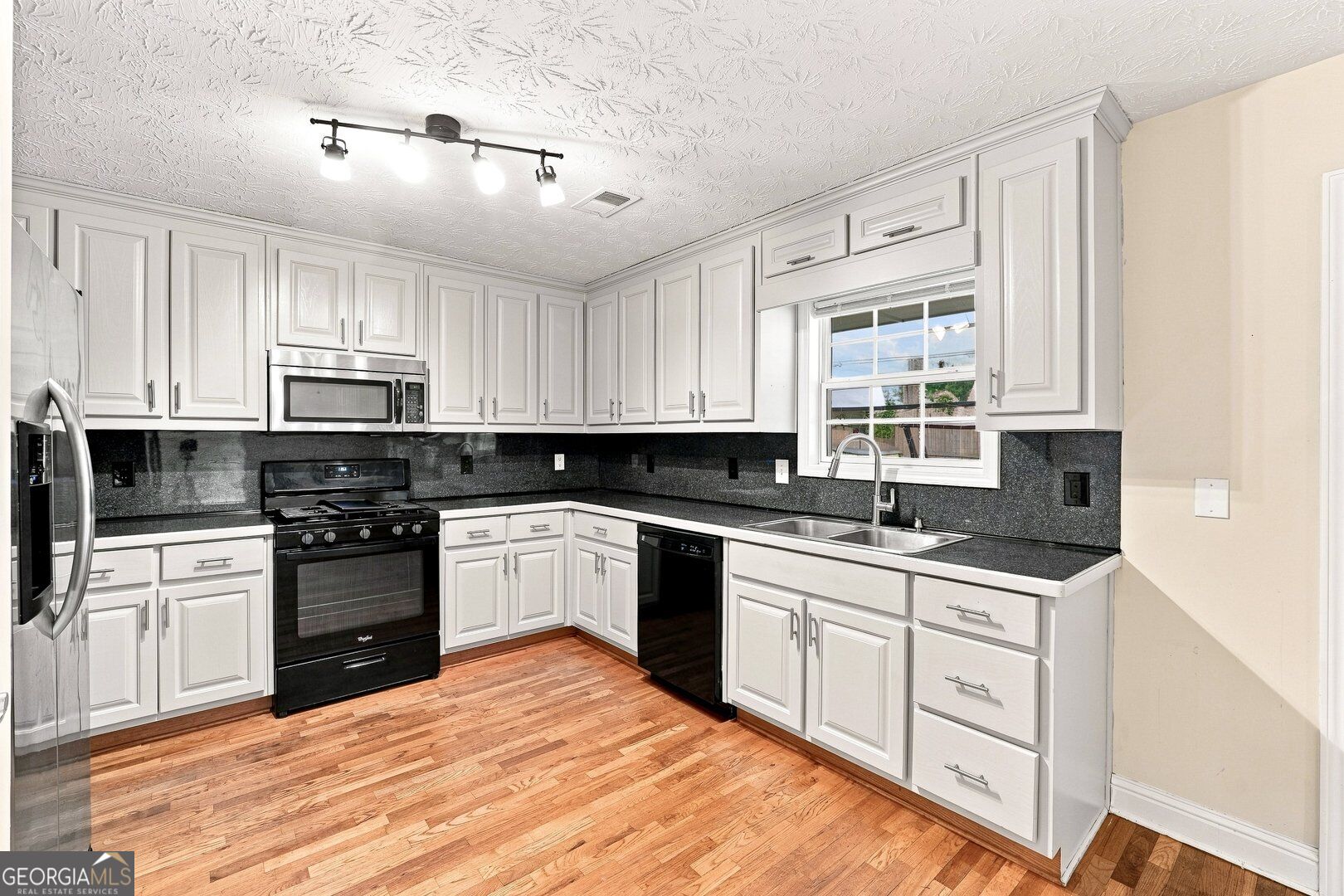 4120 Savannah Ridge Trace Property Photo 15