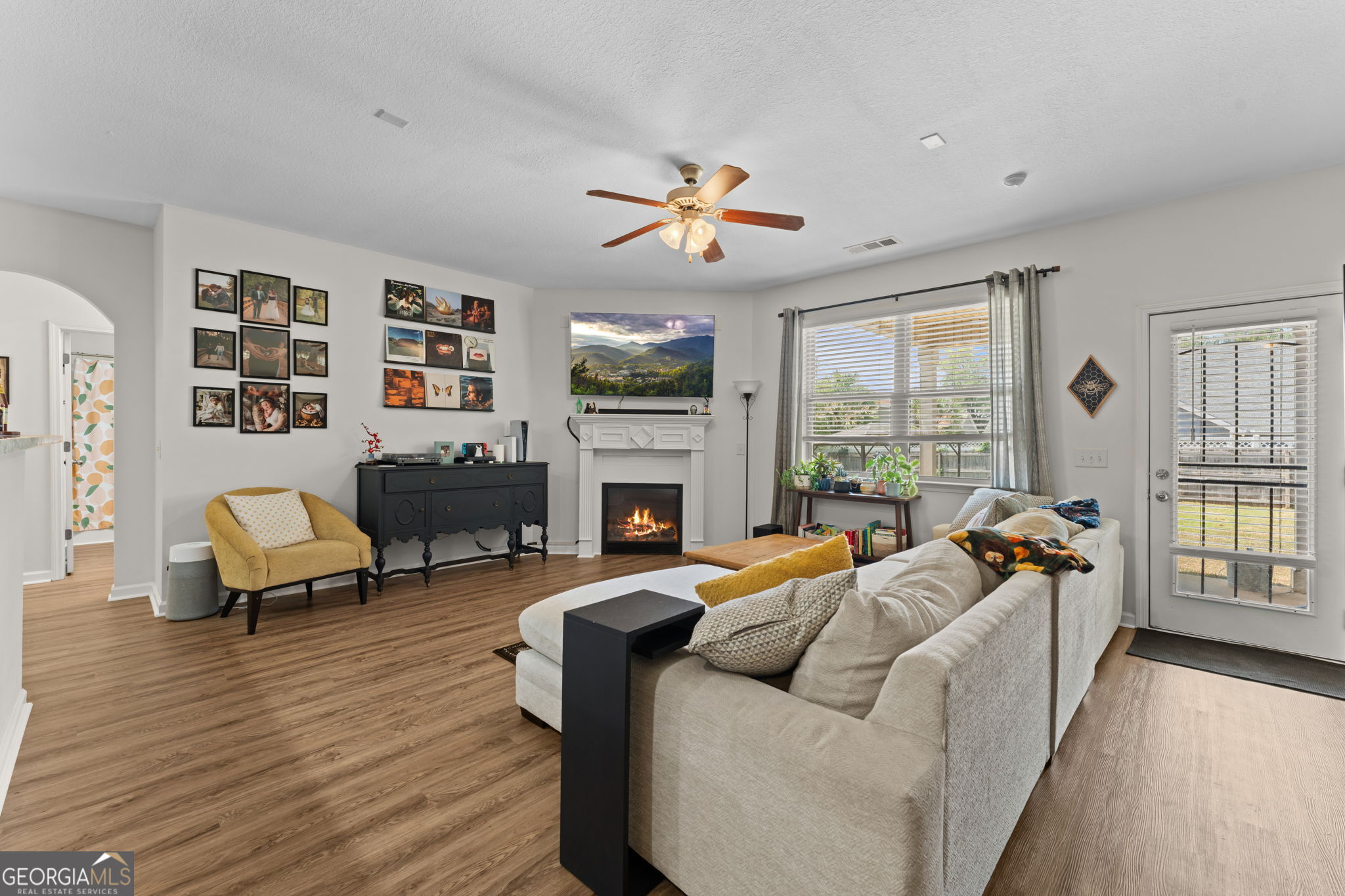 205 Christopher Luke Circle Property Photo 7