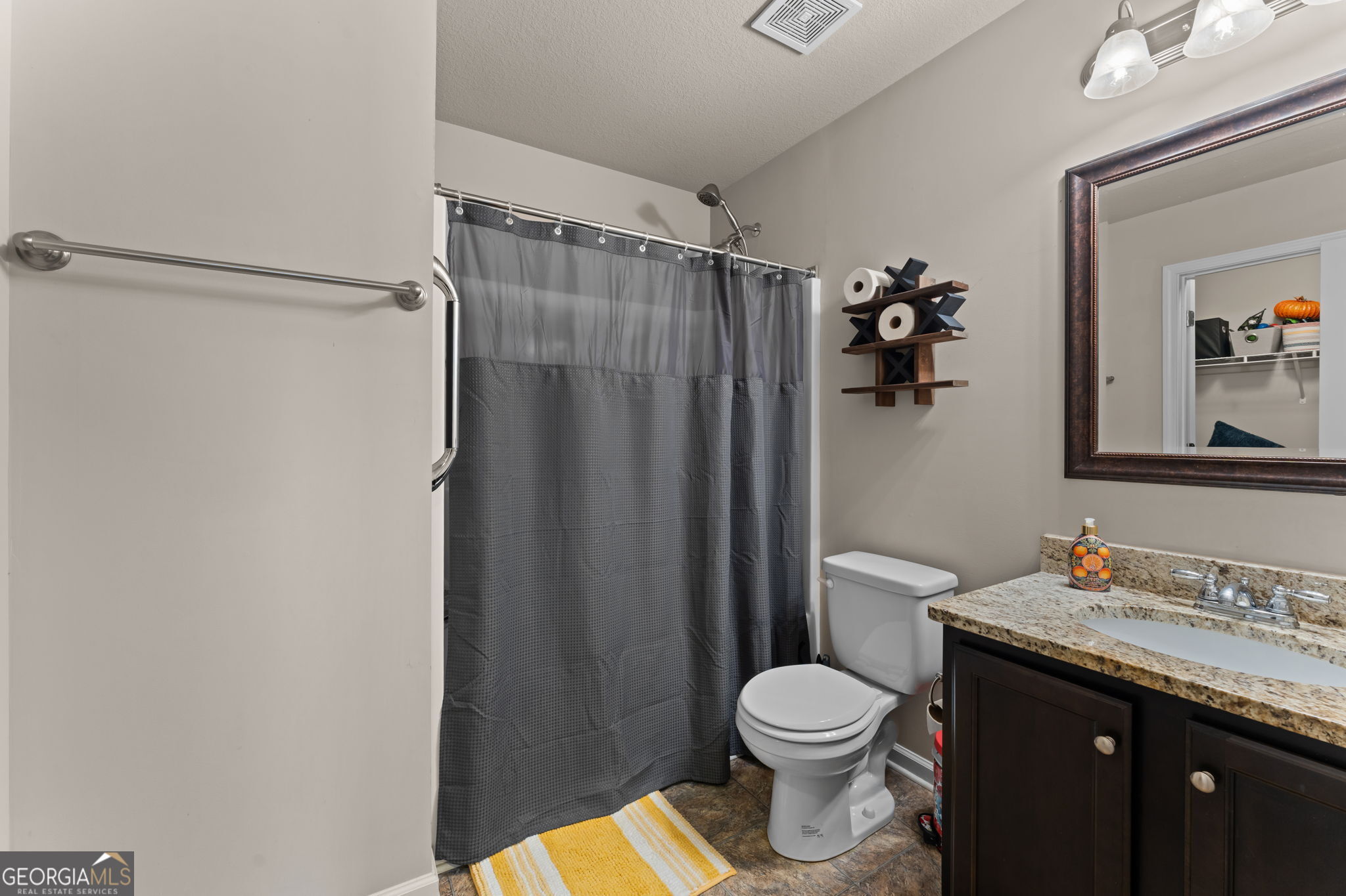 205 Christopher Luke Circle Property Photo 32