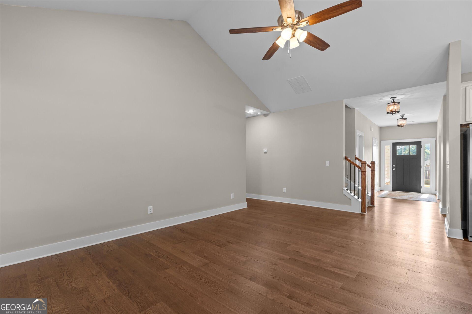 2406 Battle Drive Property Photo 14
