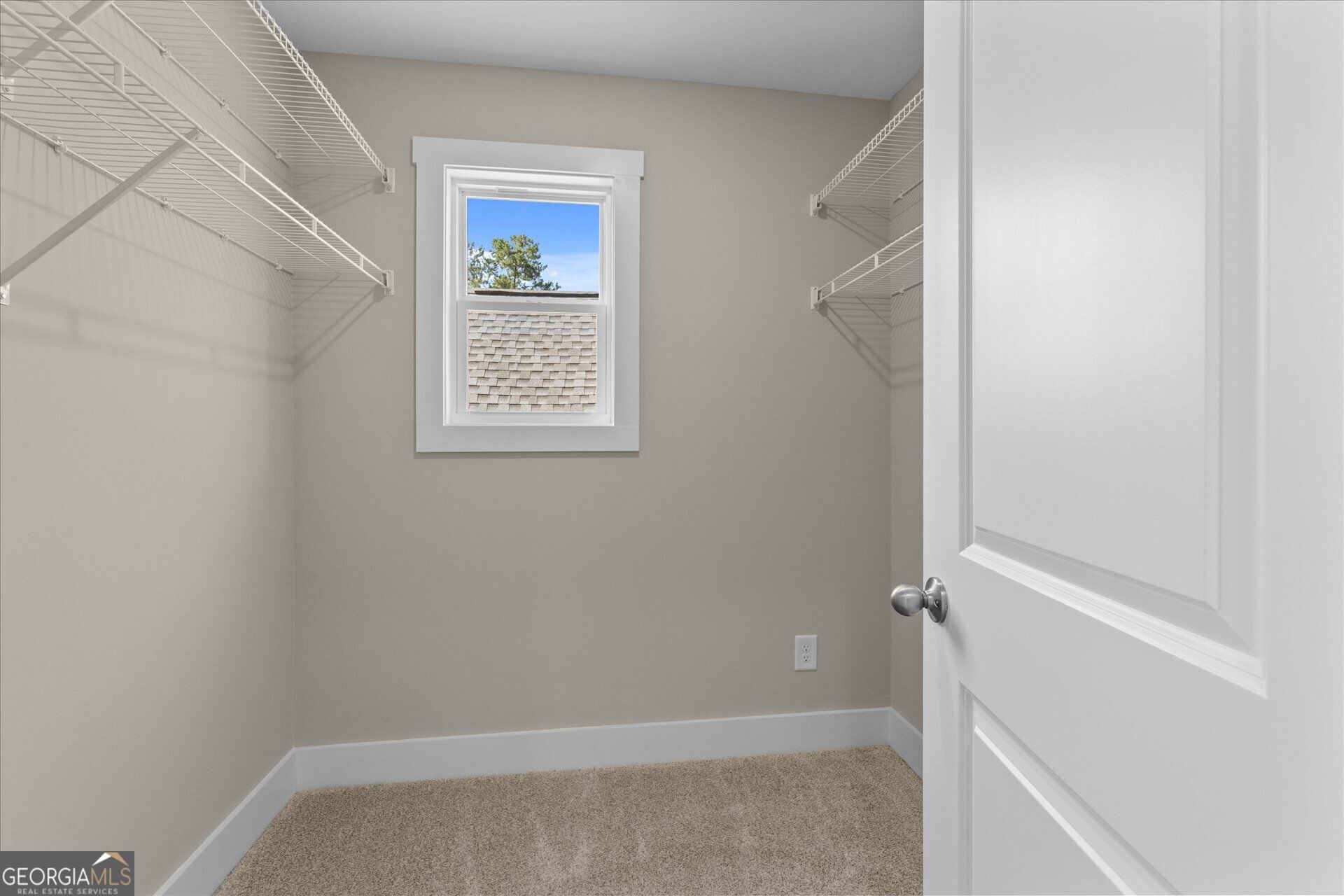 2406 Battle Drive Property Photo 32