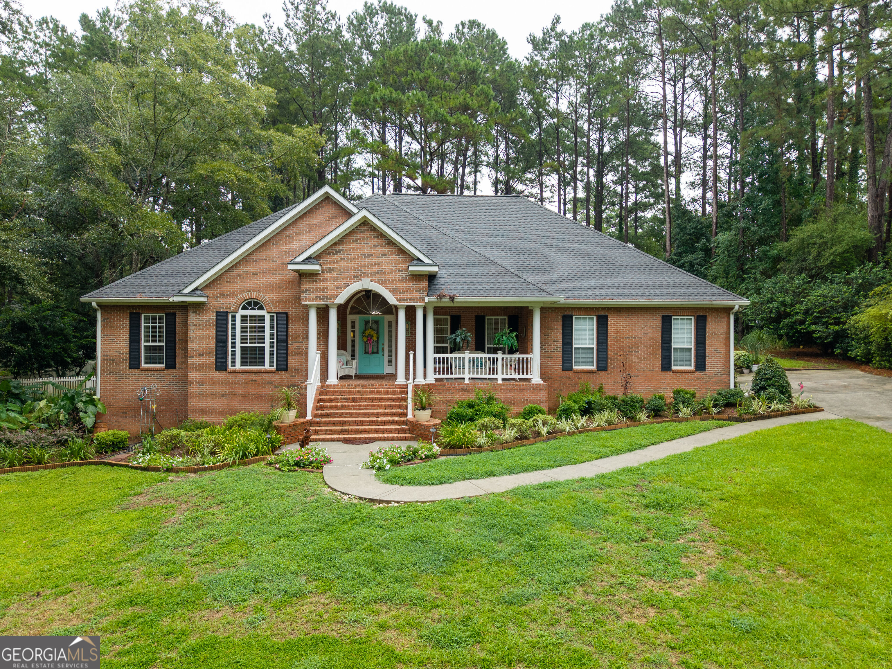 4723 Misty Valley Circle Property Photo 3