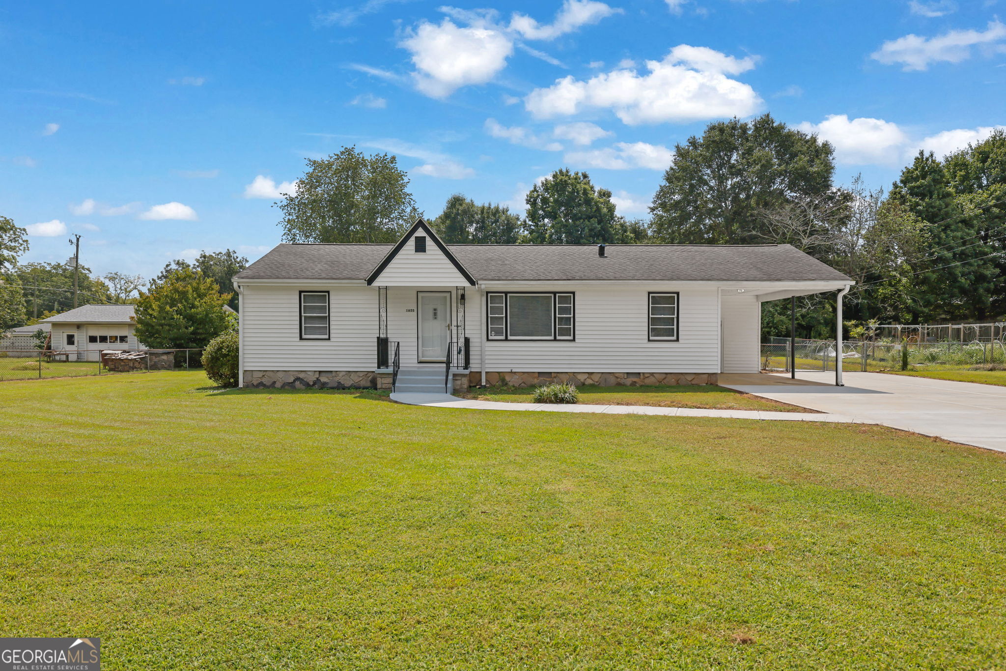1655 Lucelle Avenue Property Photo 1