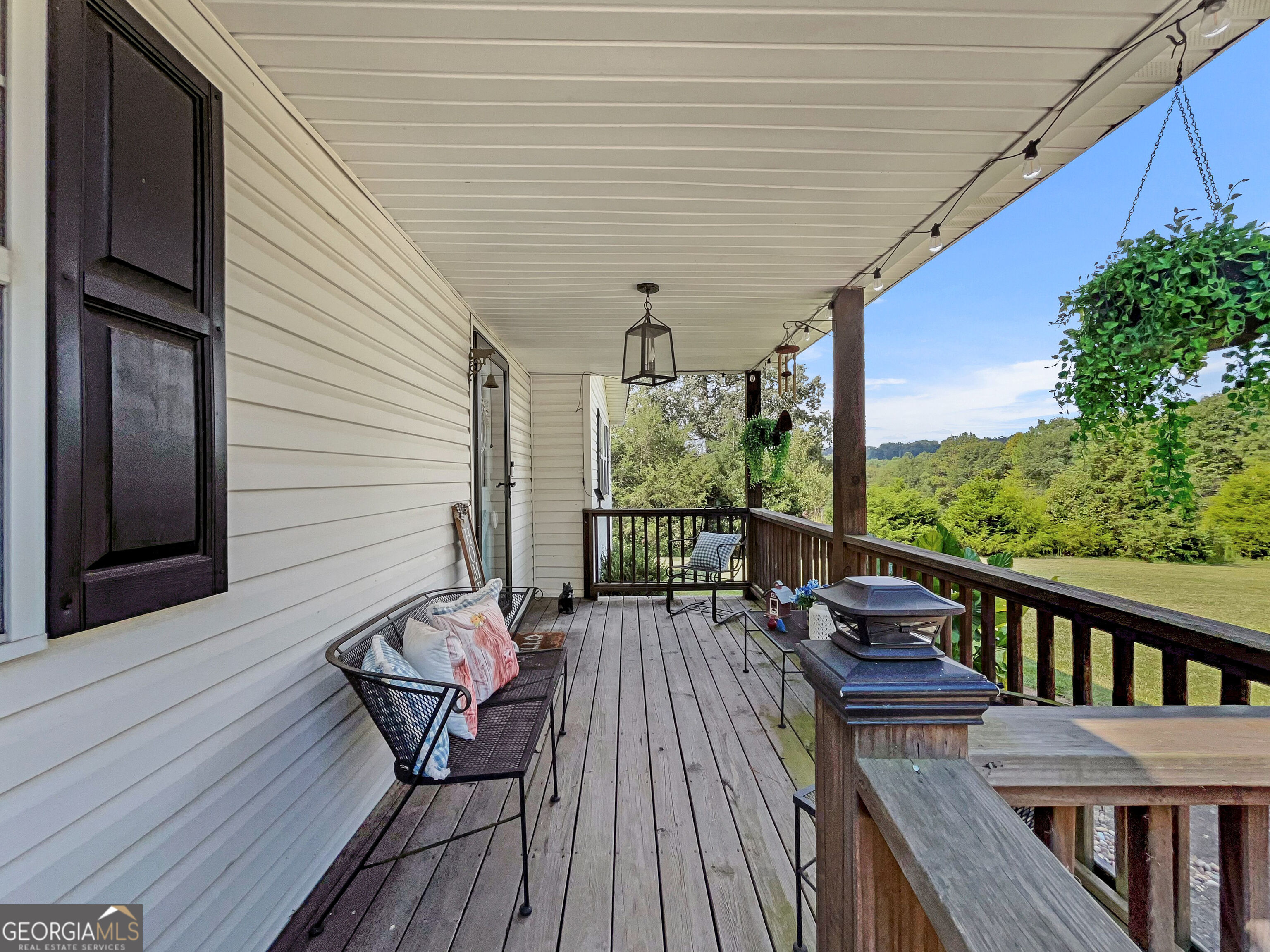 680 Hunters Creek Road Property Photo 3