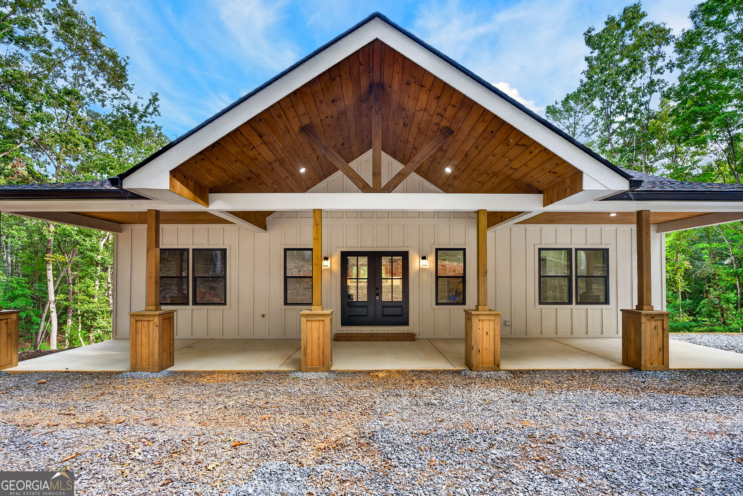 1030 Old Flat Branch Road Property Photo 1