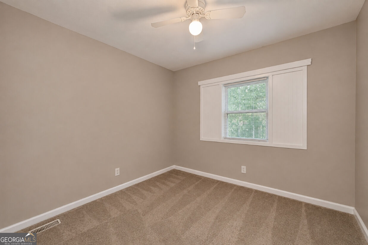 88 Angie Drive # 6 Property Photo 10