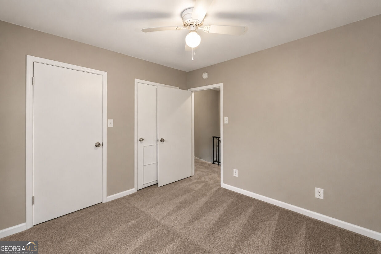 88 Angie Drive # 6 Property Photo 11