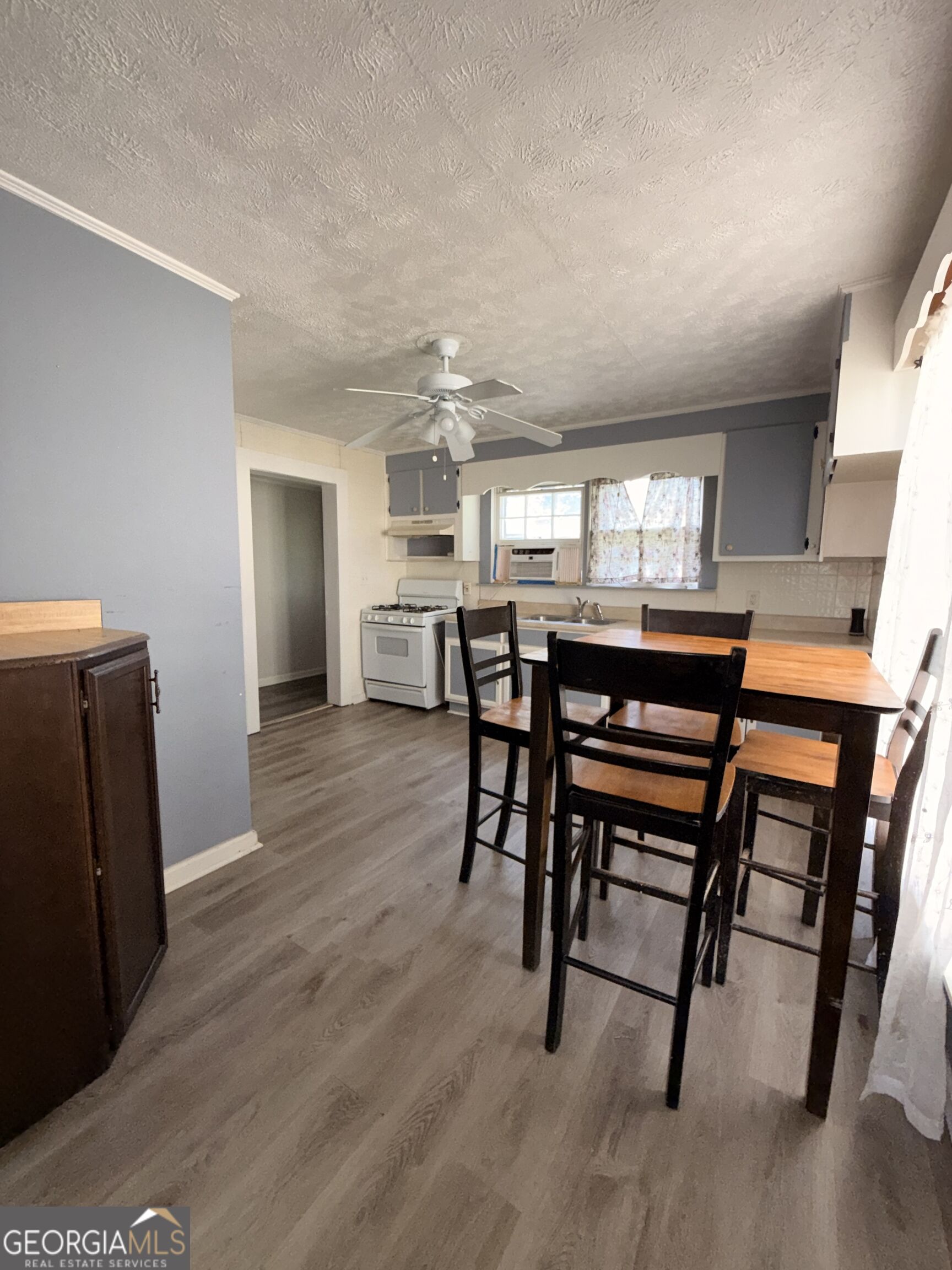 129 Cobb Street Property Photo 8