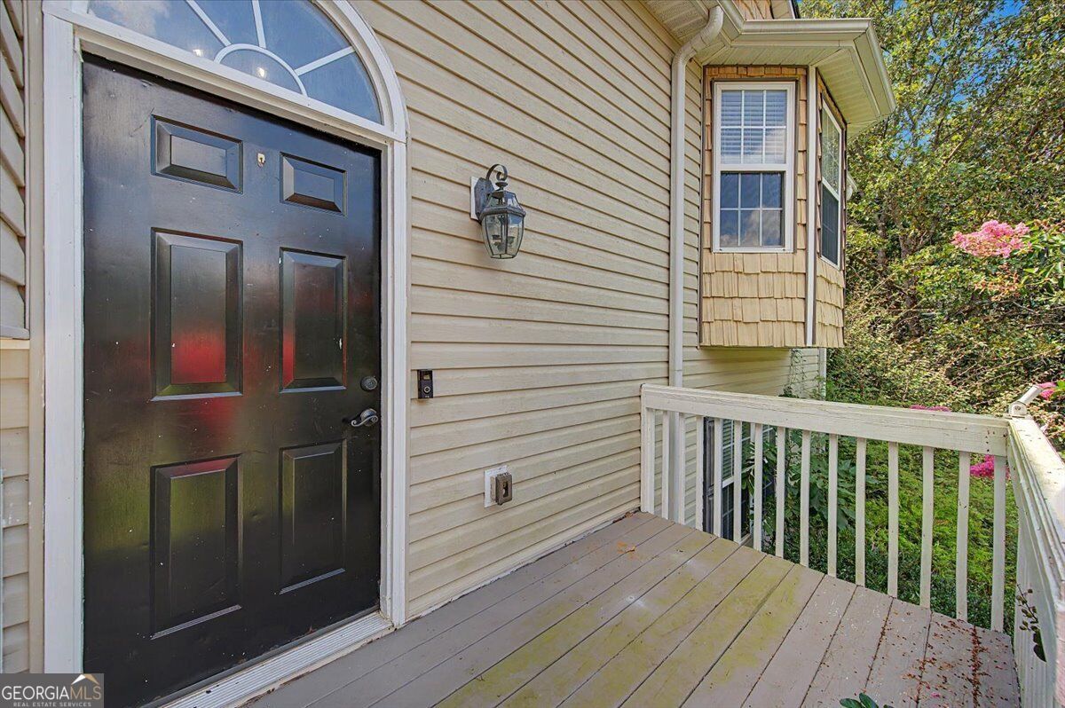 30 Indian Hills Drive Property Photo 3