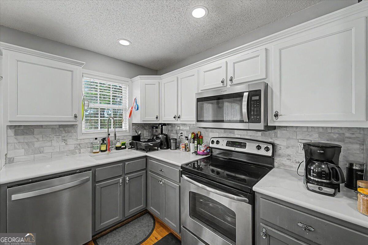 30 Indian Hills Drive Property Photo 15