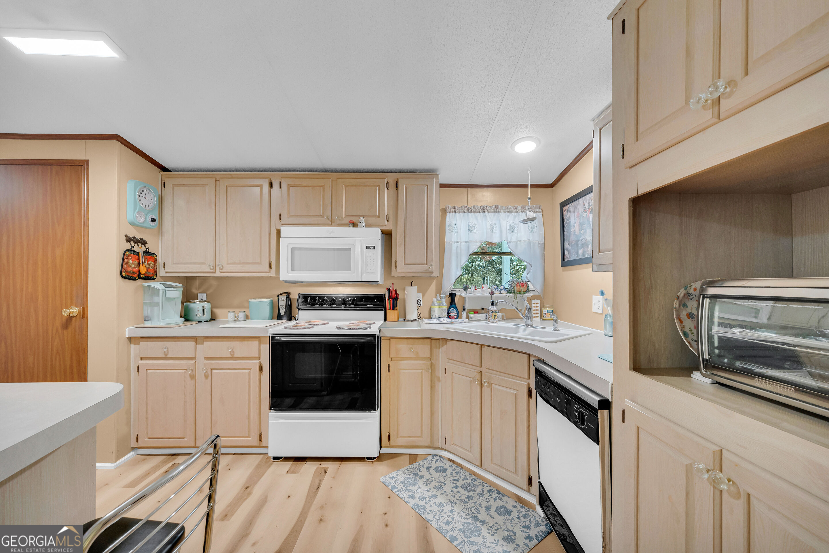 1664 Akin Road Property Photo 10