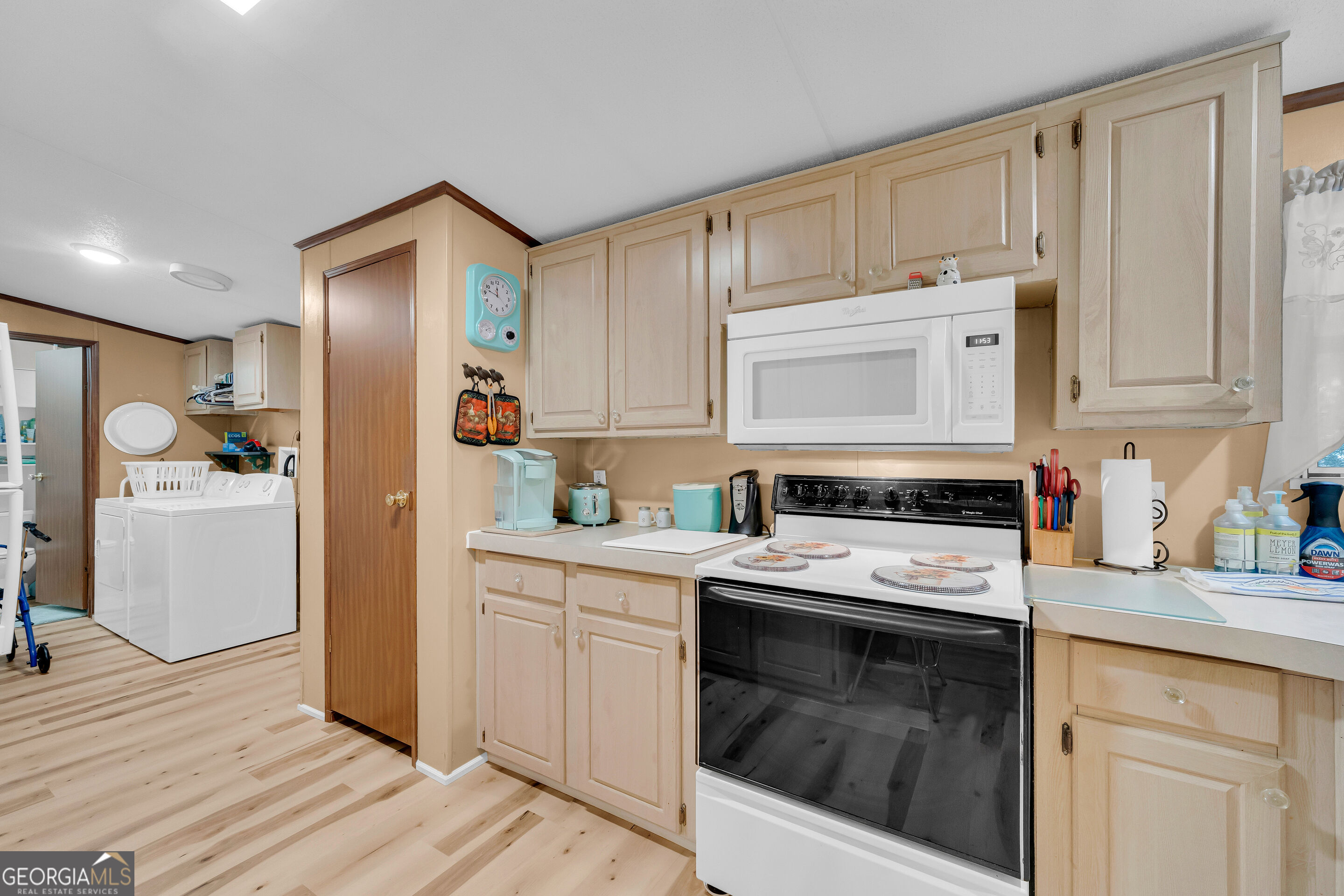 1664 Akin Road Property Photo 13