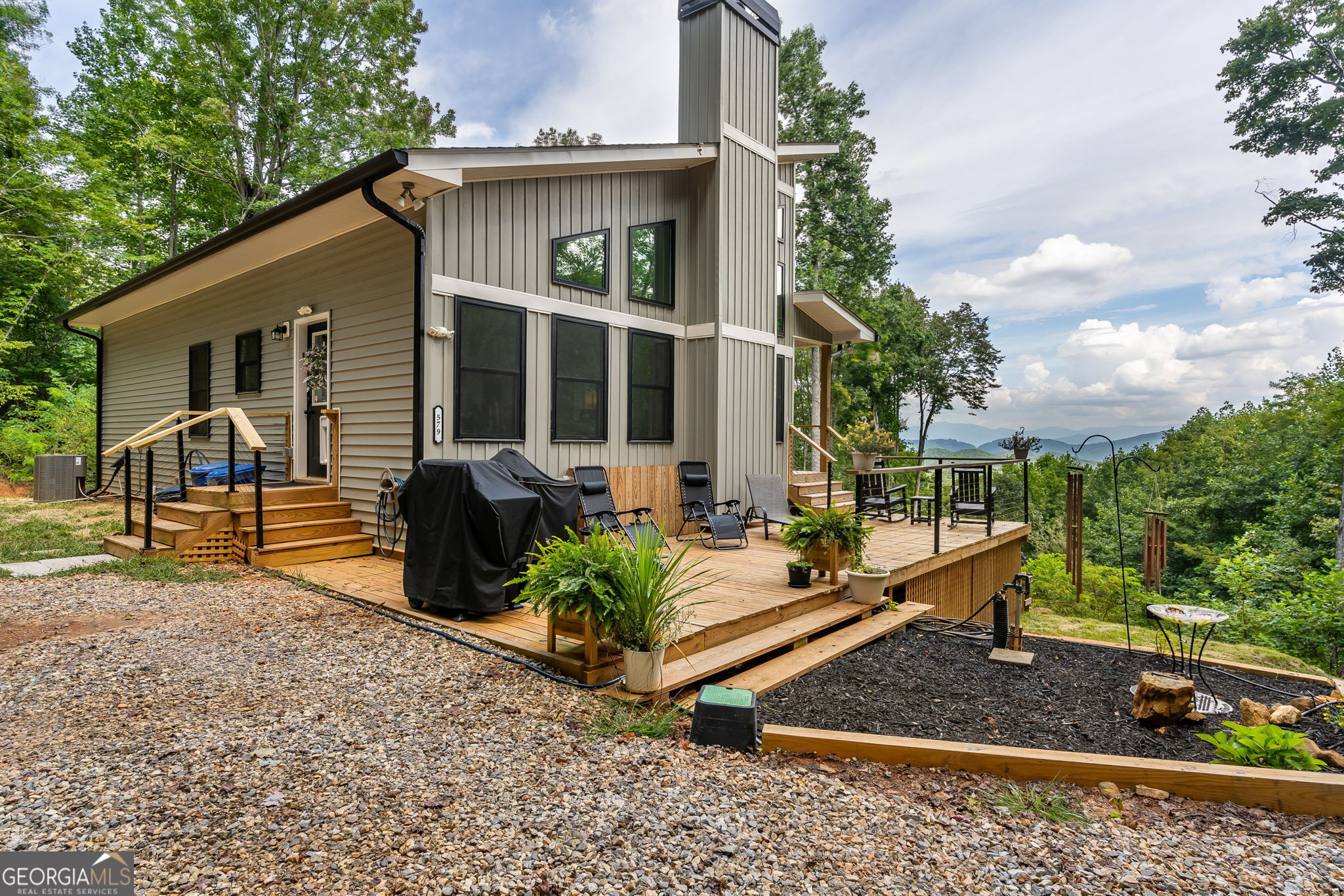 579 Overlook Circle Property Photo 1