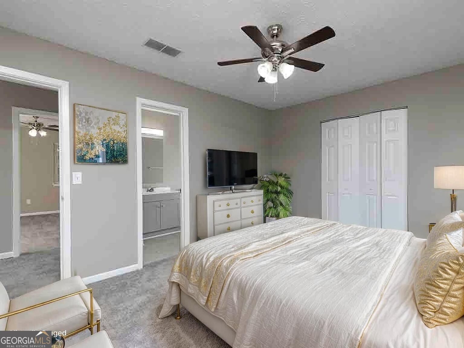4040 Laurie Jo Drive Property Photo 4