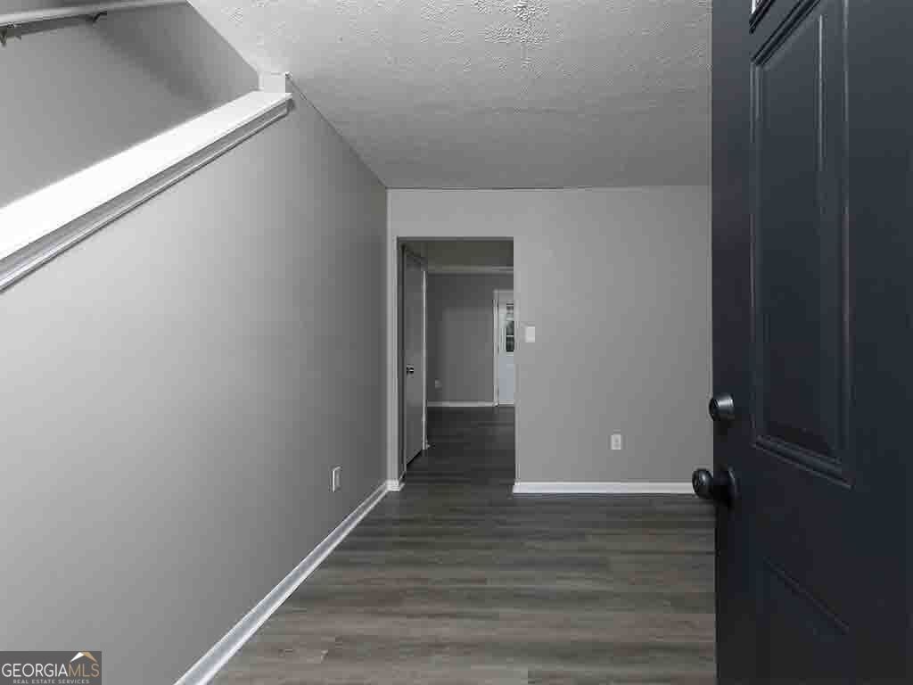 4040 Laurie Jo Drive Property Photo 8