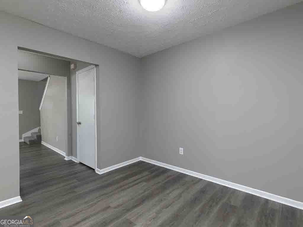 4040 Laurie Jo Drive Property Photo 17