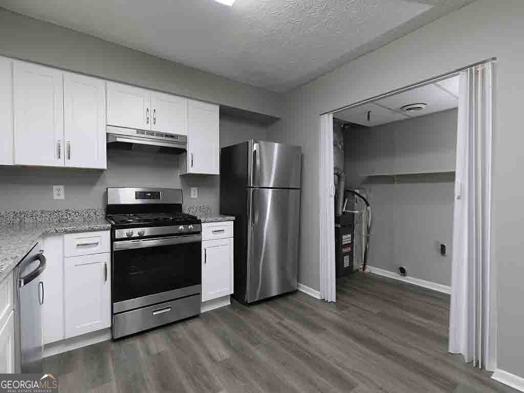 4040 Laurie Jo Drive Property Photo 18