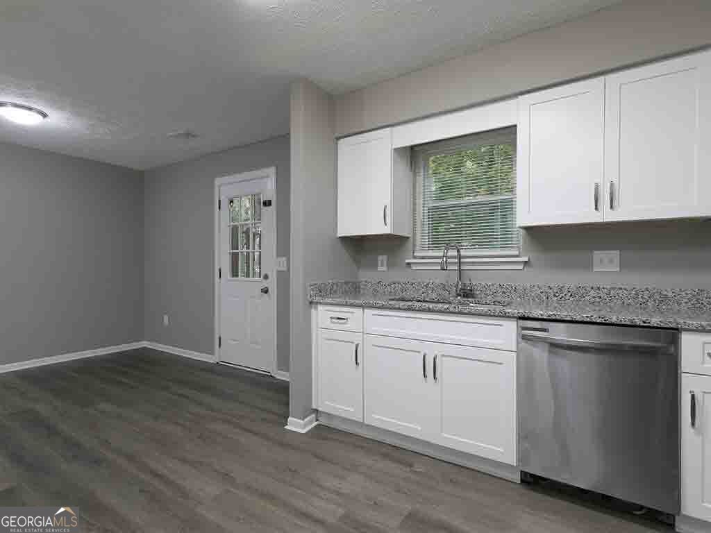 4040 Laurie Jo Drive Property Photo 20