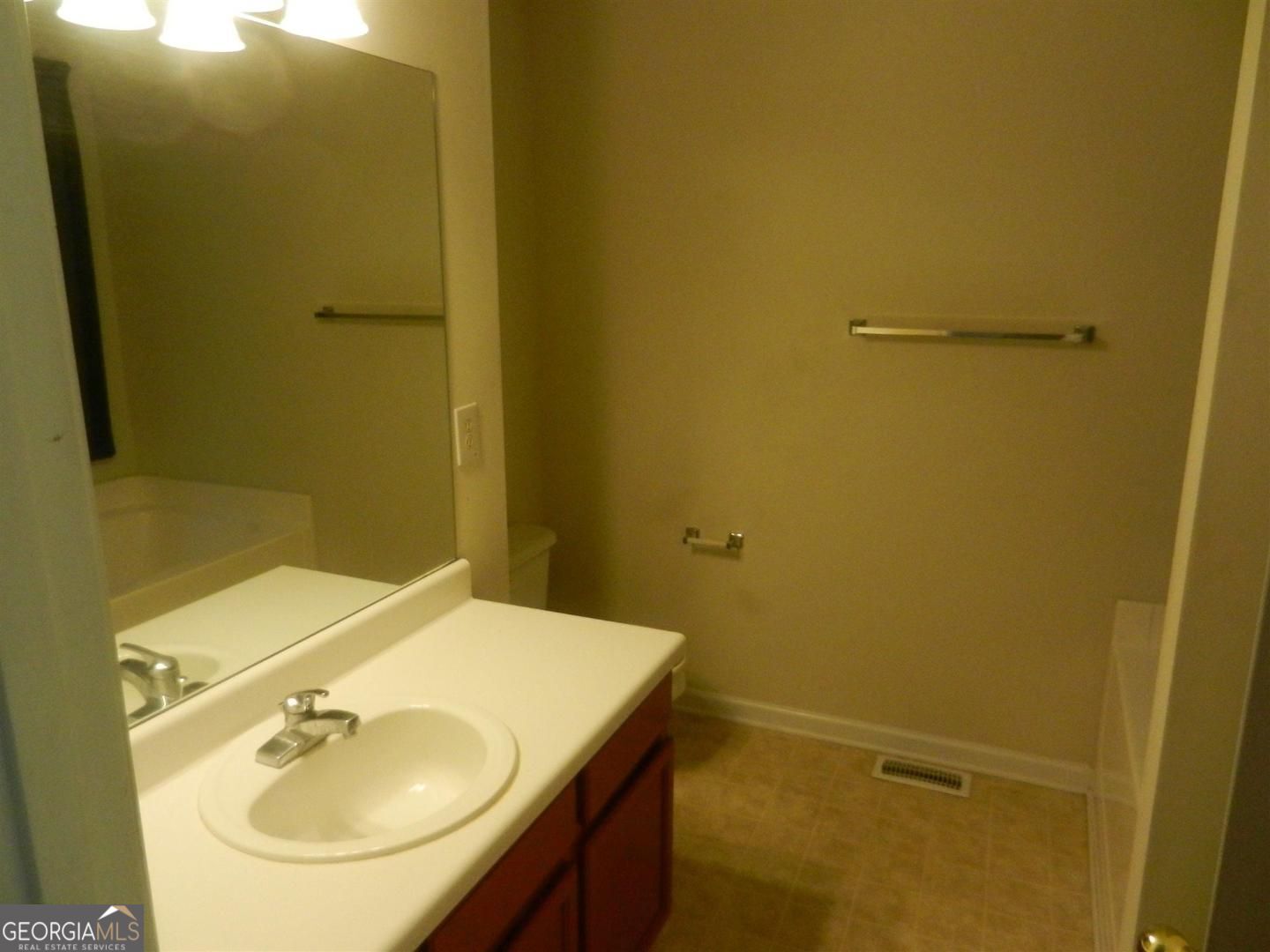 2506 Kris Crossing Property Photo 15