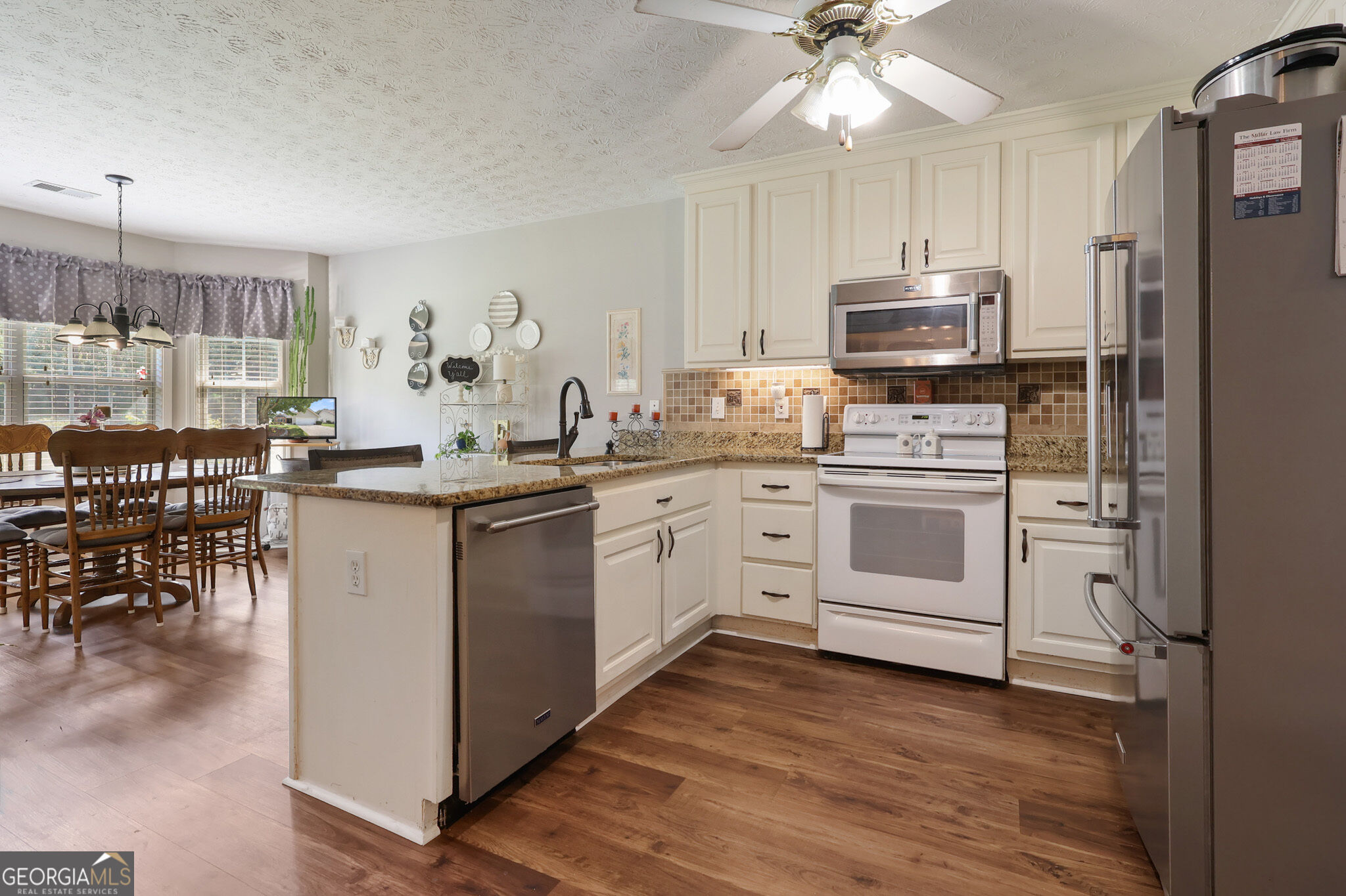 1114 Strath Clyde Way Property Photo 7