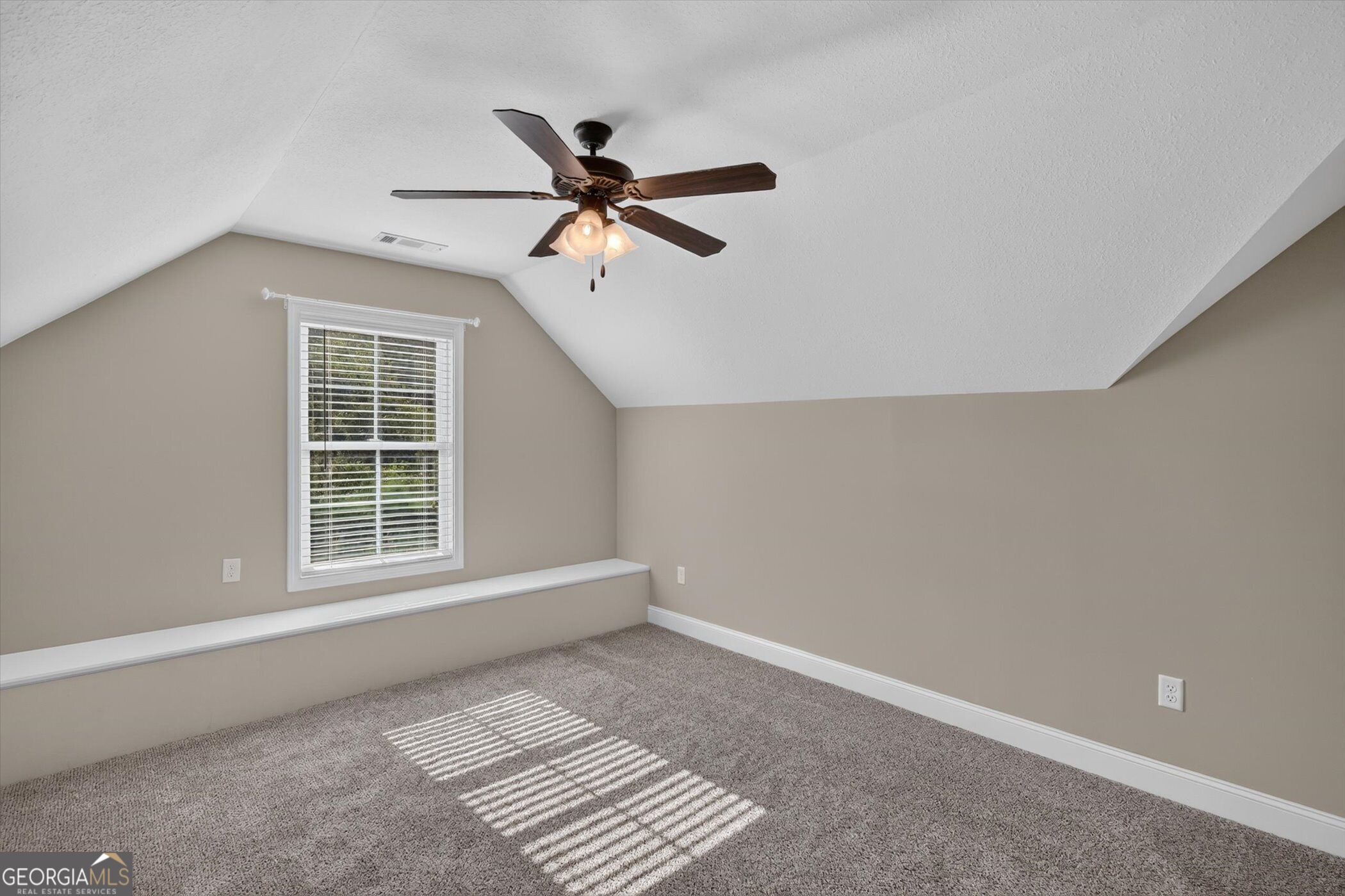 2055 Pippin Place Property Photo 31