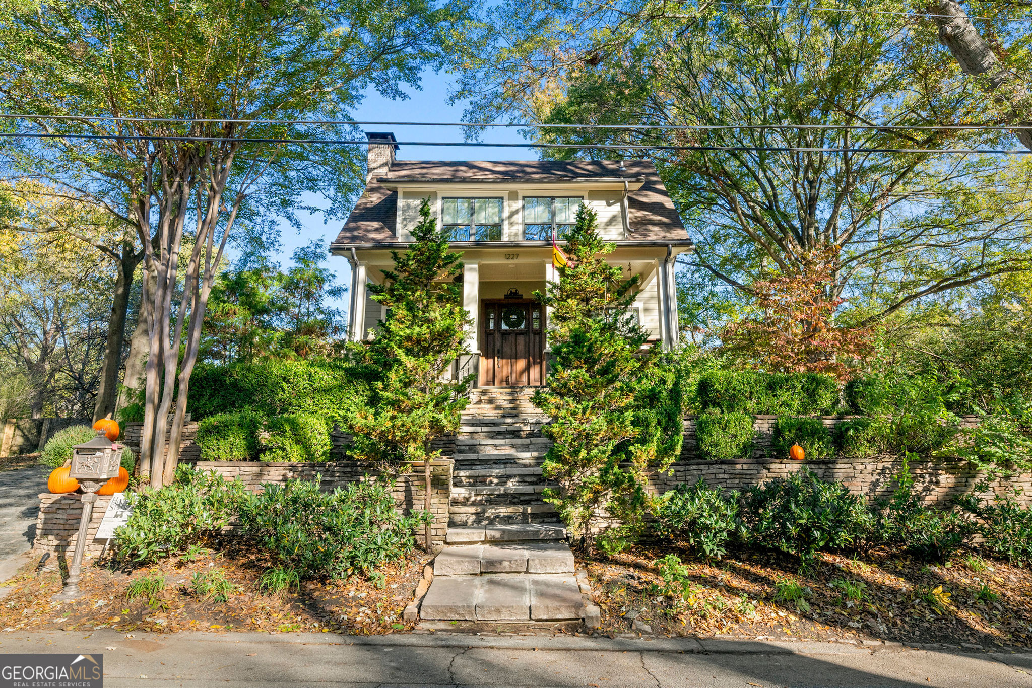 1227 Niles Avenue Nw Property Photo 2