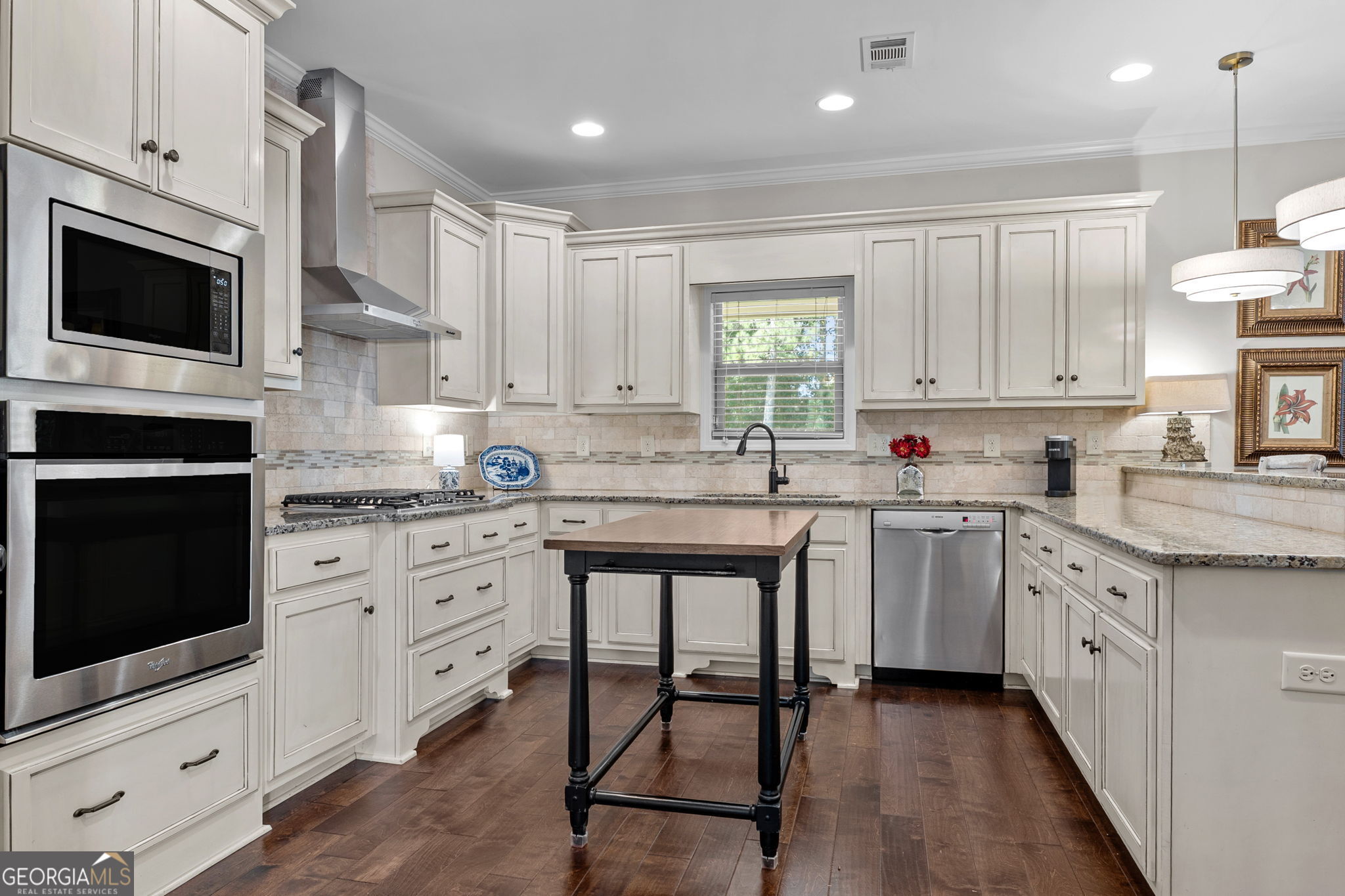 140 Greenview Drive Property Photo 18