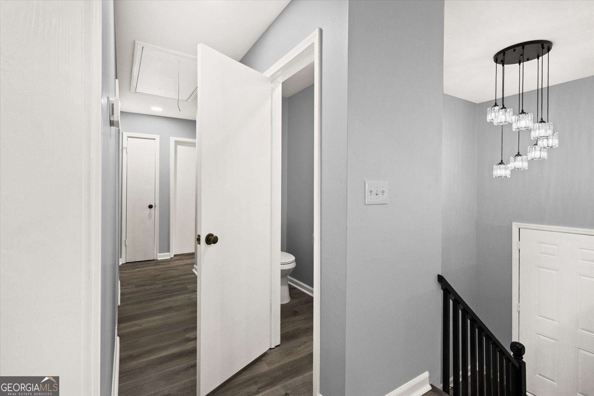 5882 Williams Road Property Photo 13