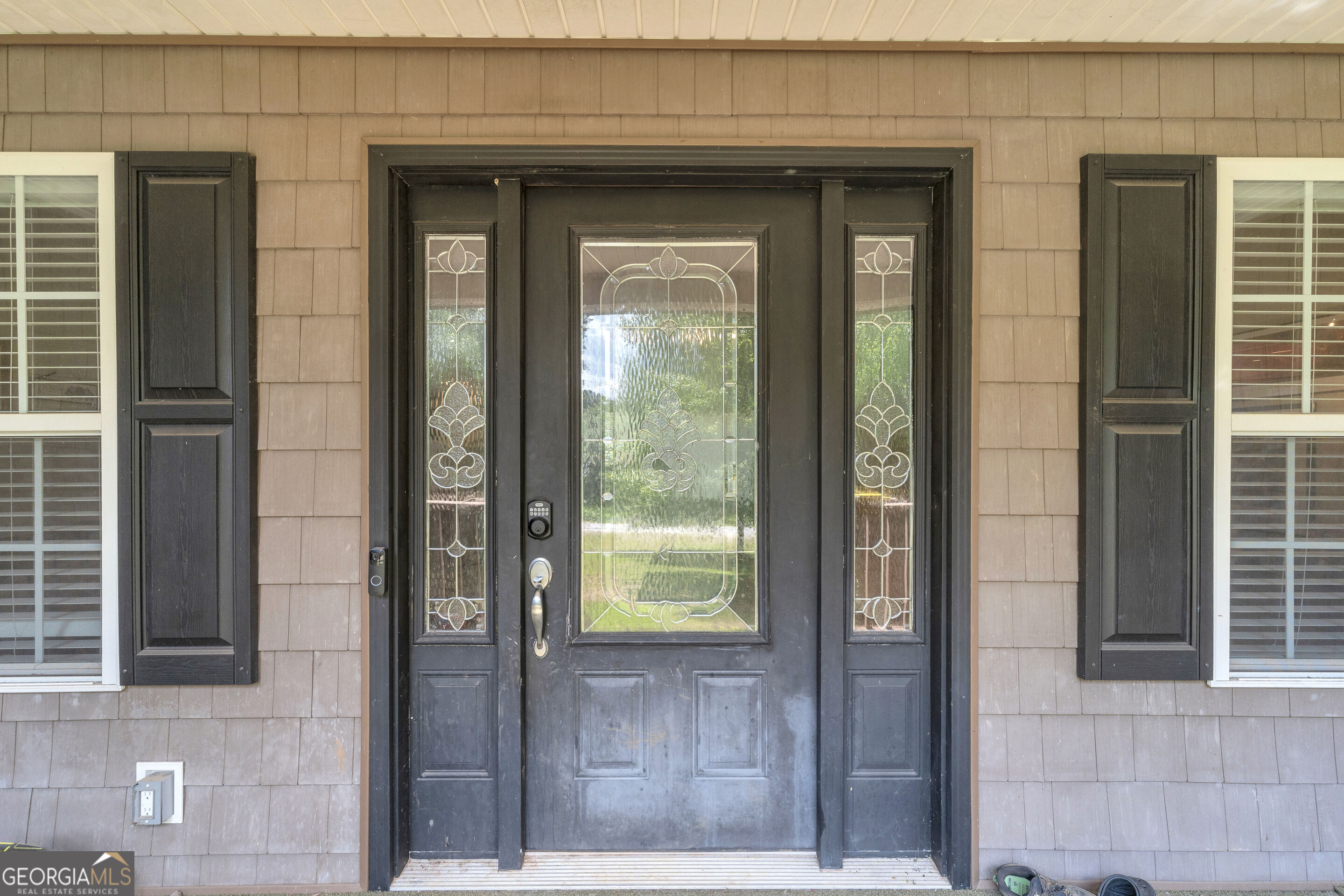 131 Pine Oak Drive Property Photo 5