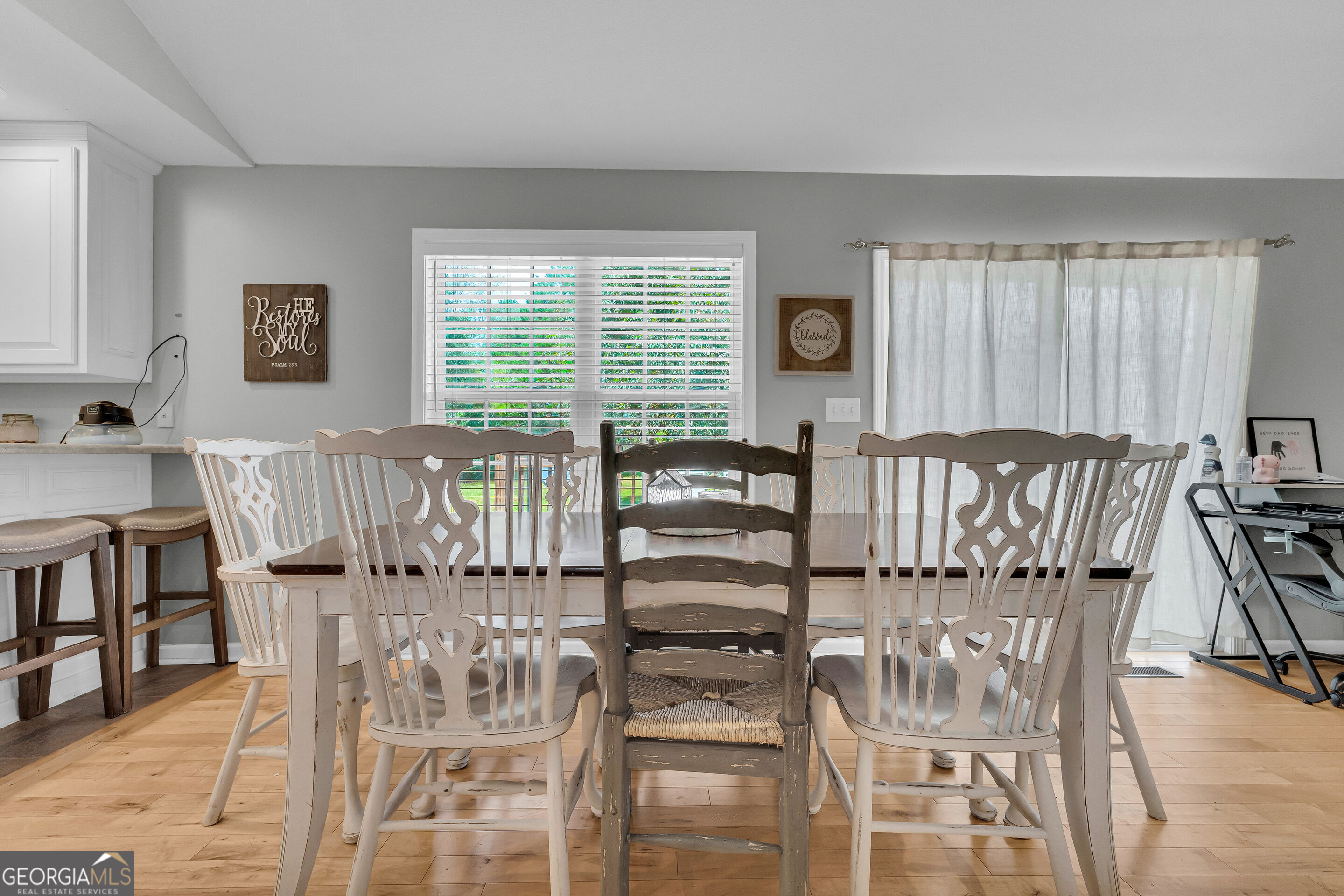 131 Pine Oak Drive Property Photo 11