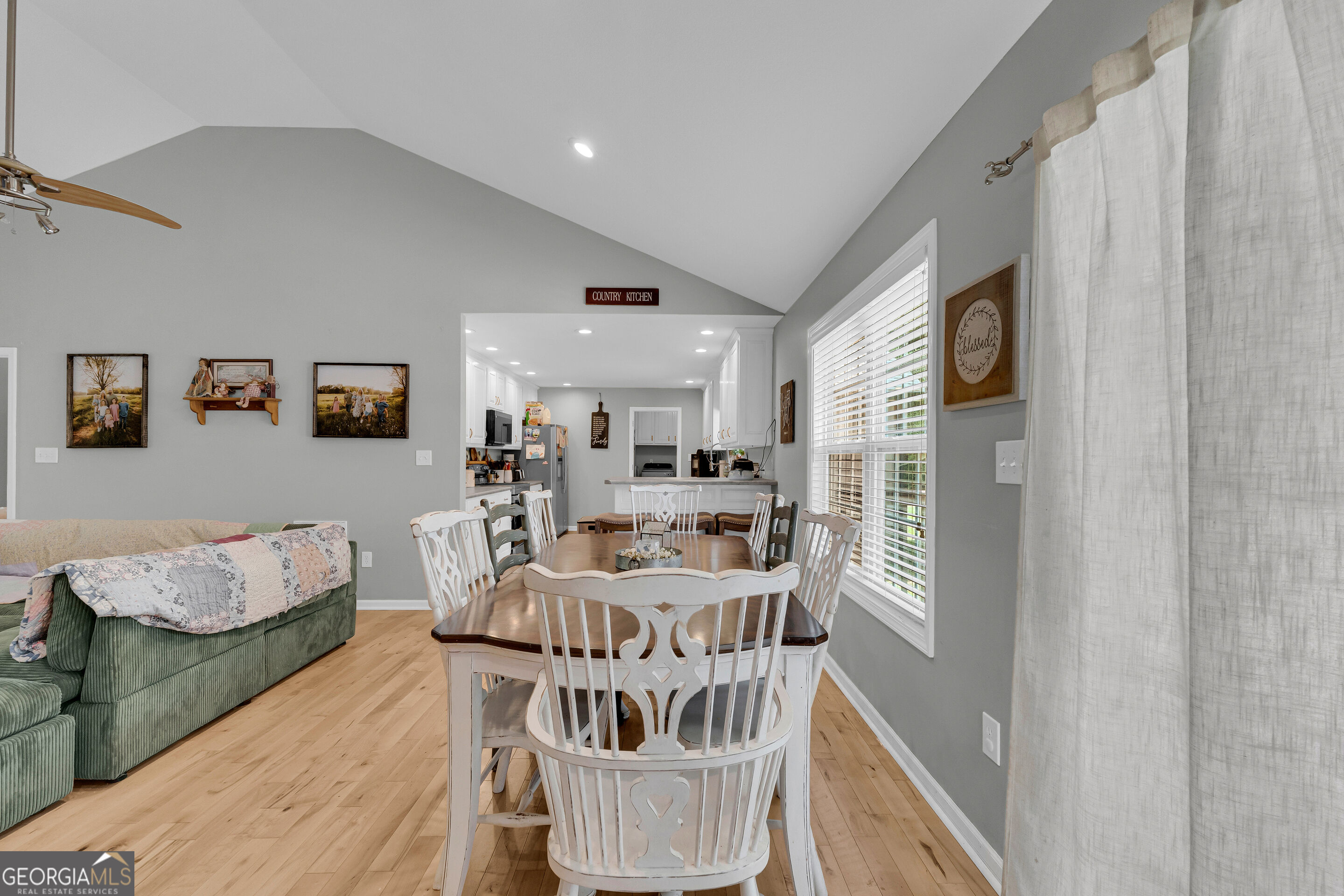 131 Pine Oak Drive Property Photo 13