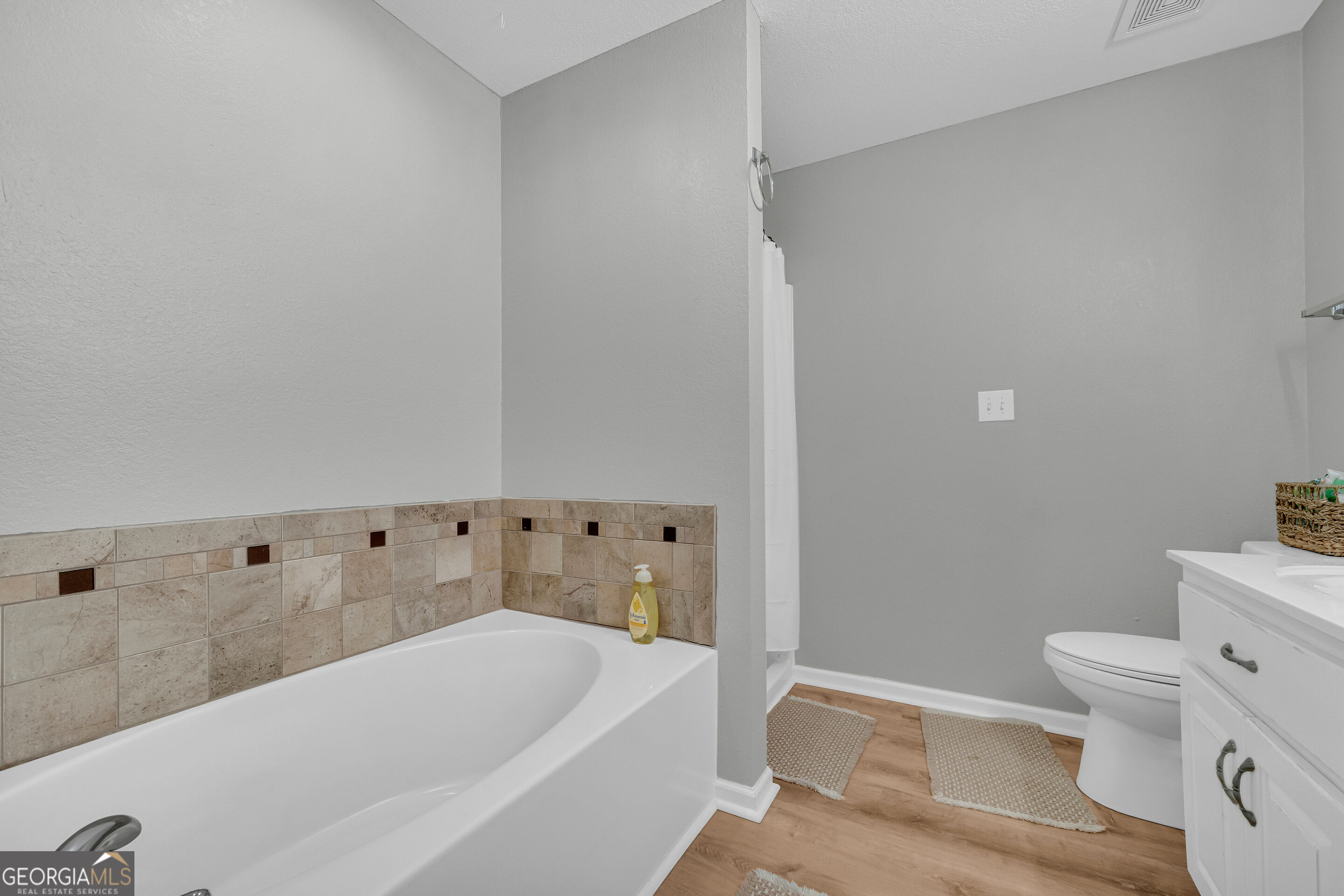 131 Pine Oak Drive Property Photo 36