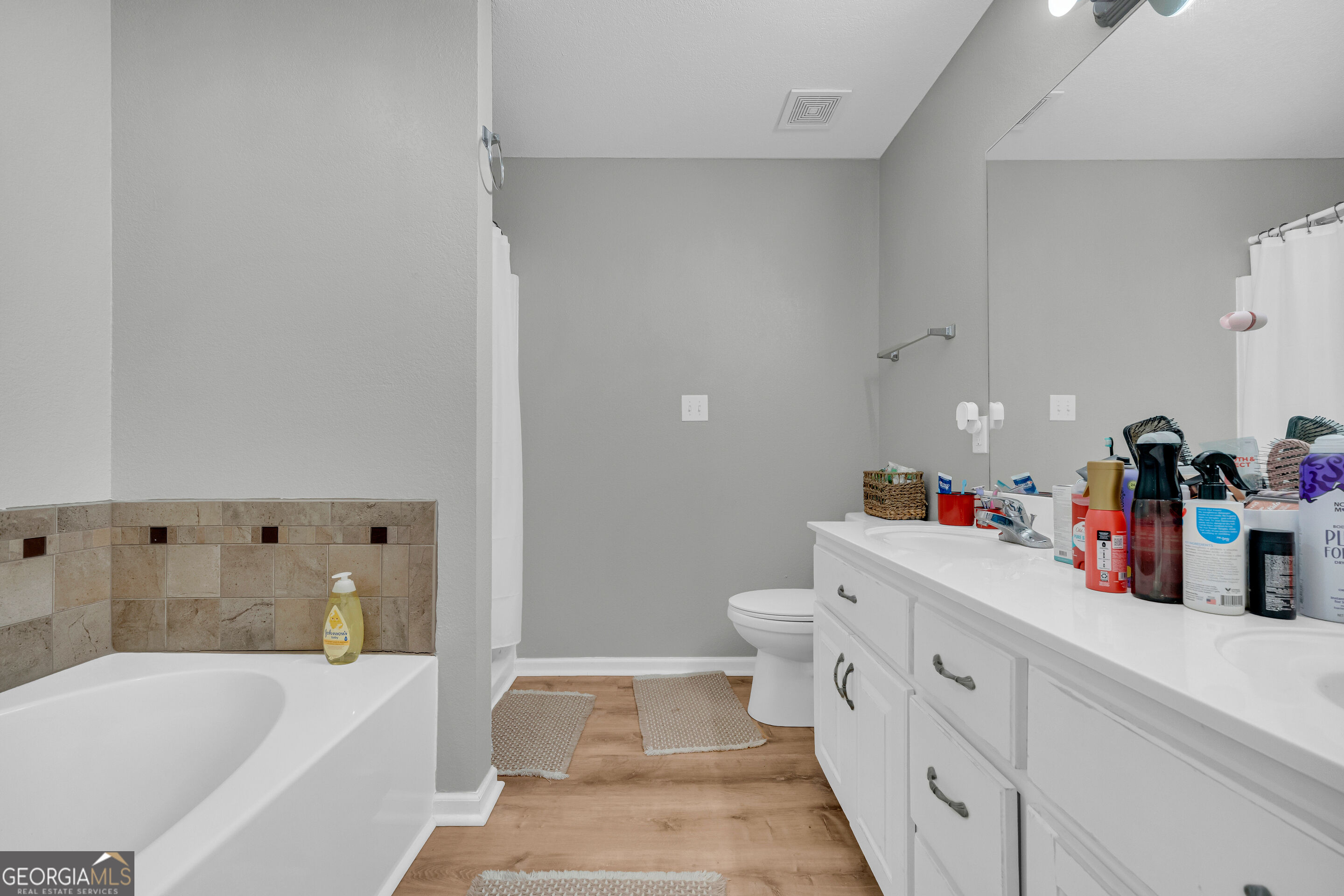 131 Pine Oak Drive Property Photo 37