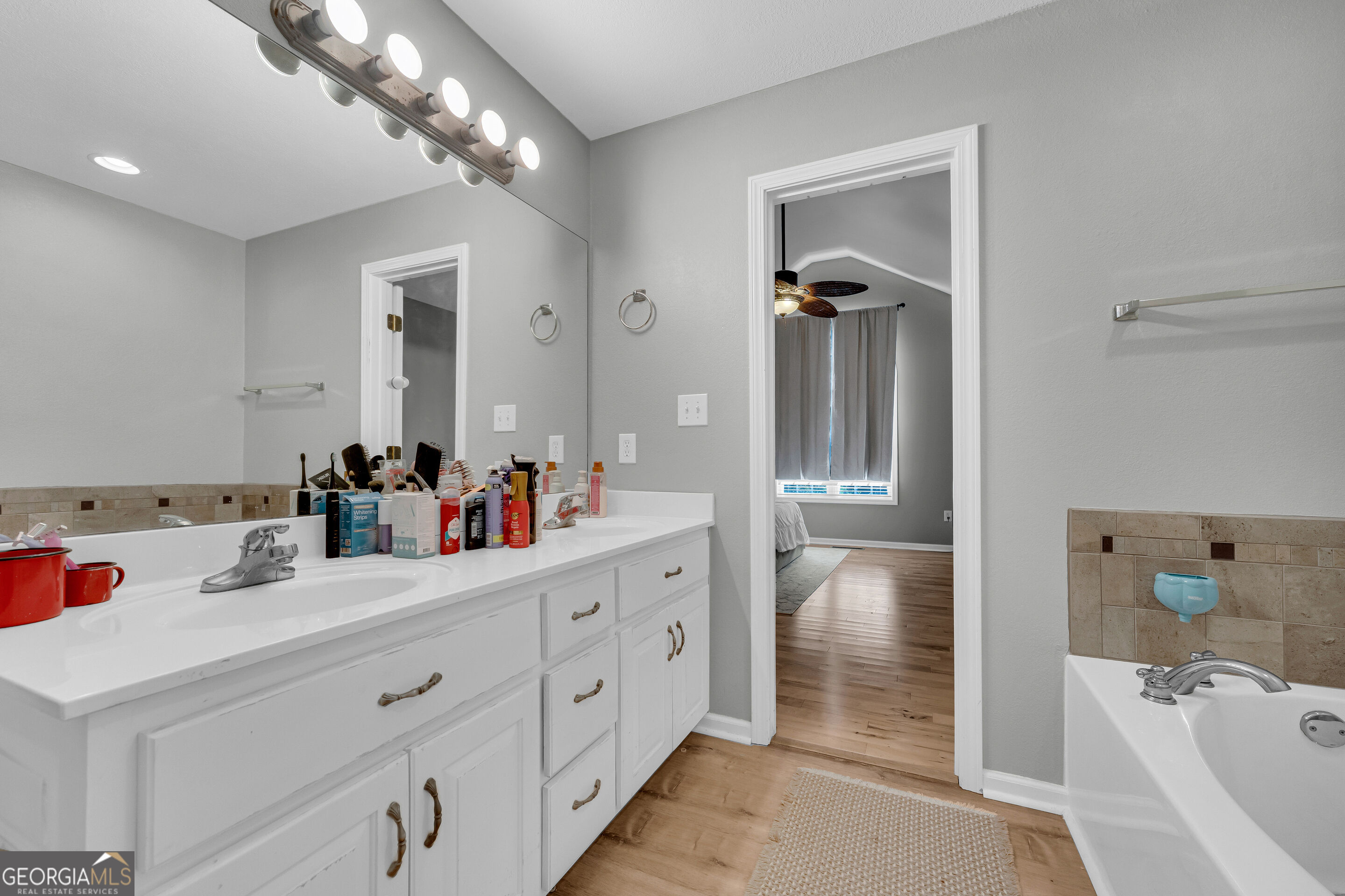 131 Pine Oak Drive Property Photo 39